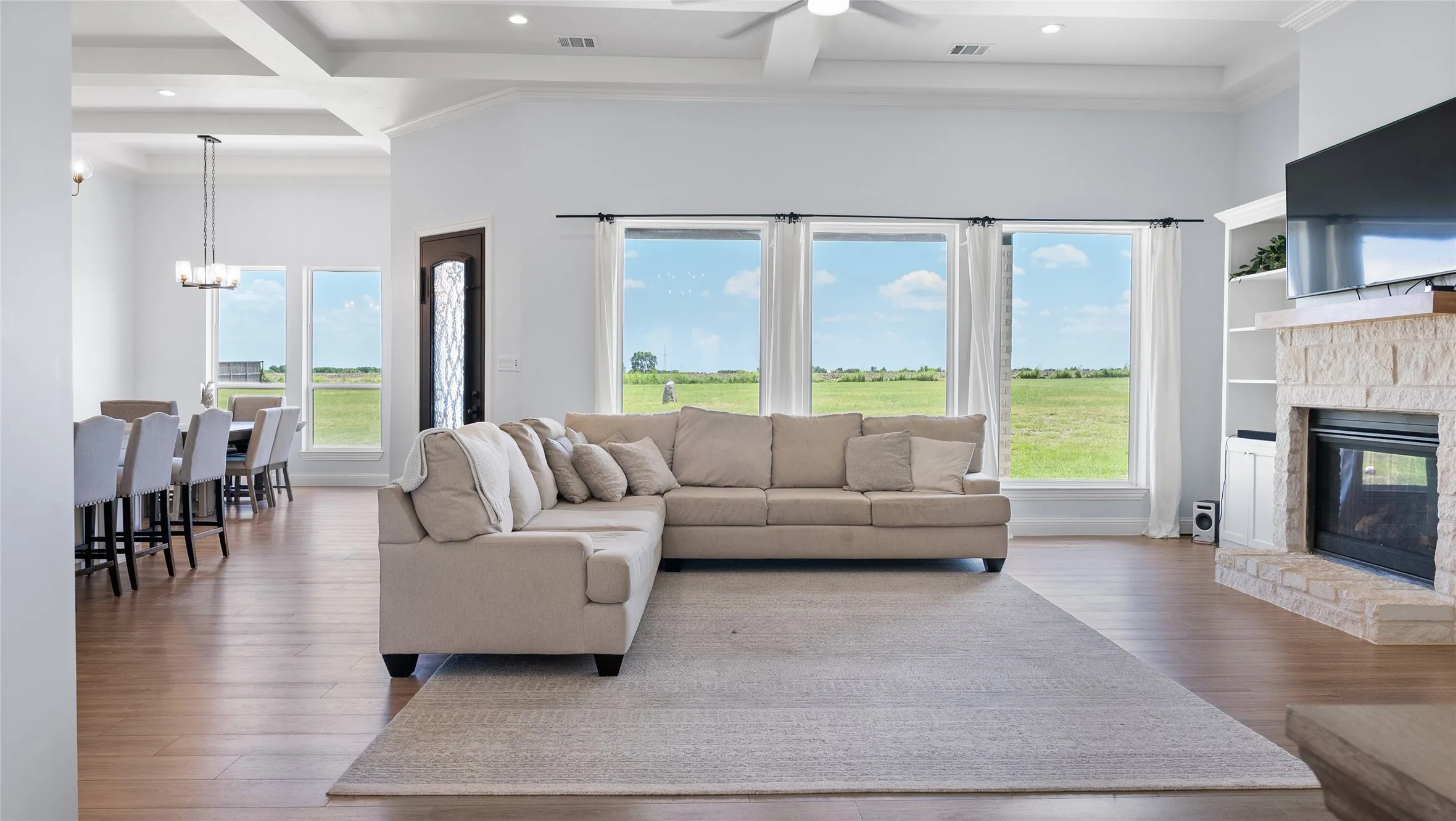 Single Family Residence For Sale in Johnson County , 8224 Harvest Drive, Grandview, Texas 76050, 6 Bedroom, 4 Bathroom, 2 Garage spaces, 3,184 Sqft, built in 2022, mls#21319145, Real Estate Agent in Grandview, Homes For Sale in Johnson county, Homes For Sale in Grandview, Realtor in Grandview Texas, Real Estate Brokerage Independent Realty Texas, Luminita Cordes Realtor
