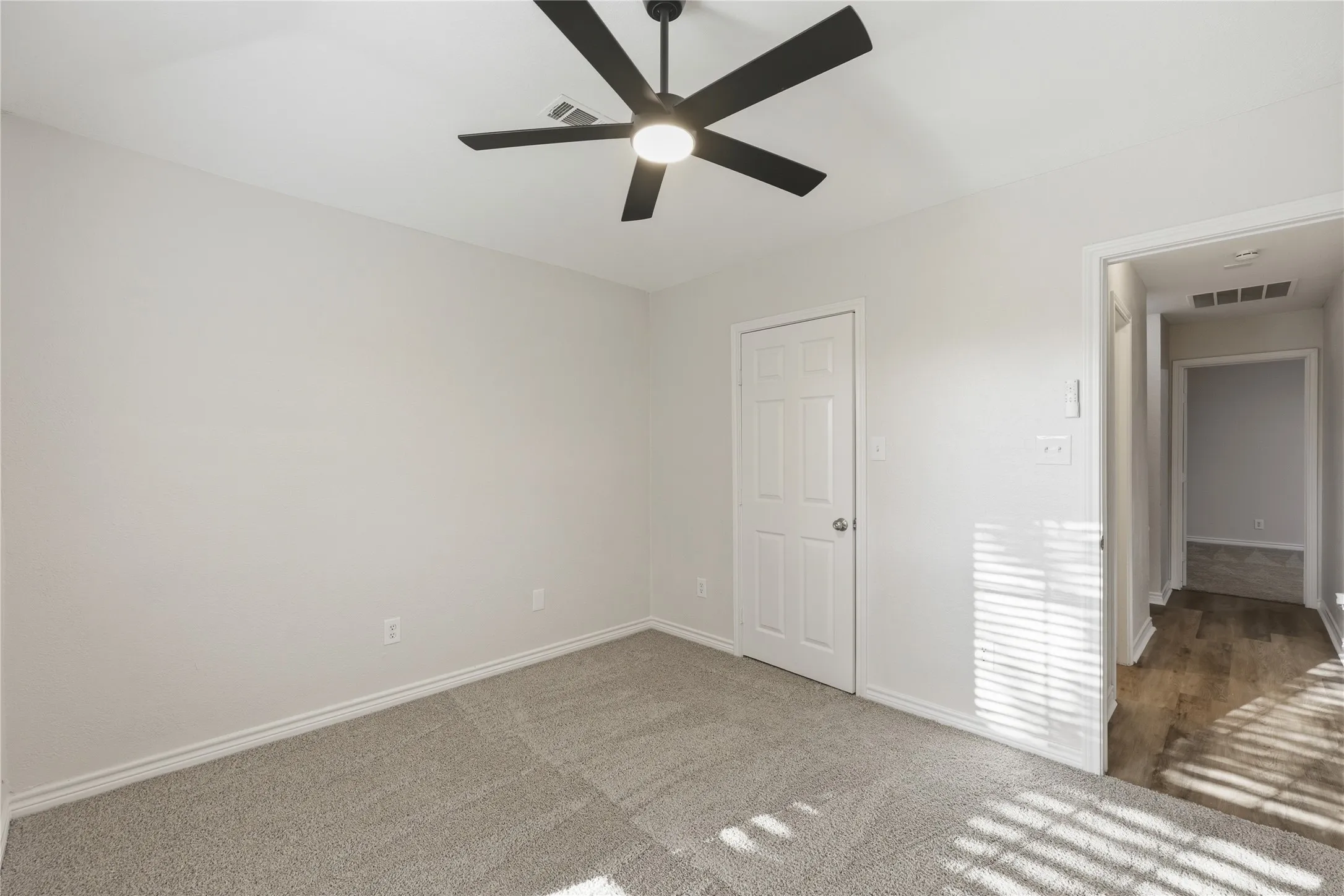 Single Family Residence For Sale in Denton County , 2740 Cancun Lane, Dallas, Texas 75287, 3 Bedroom, 3 Bathroom, 2 Garage spaces, 2,229 Sqft, built in 1983, mls#21309239, Real Estate Agent in Dallas, Homes For Sale in Denton county, Homes For Sale in Dallas, Realtor in Dallas Texas, Real Estate Brokerage Independent Realty Texas, Luminita Cordes Realtor