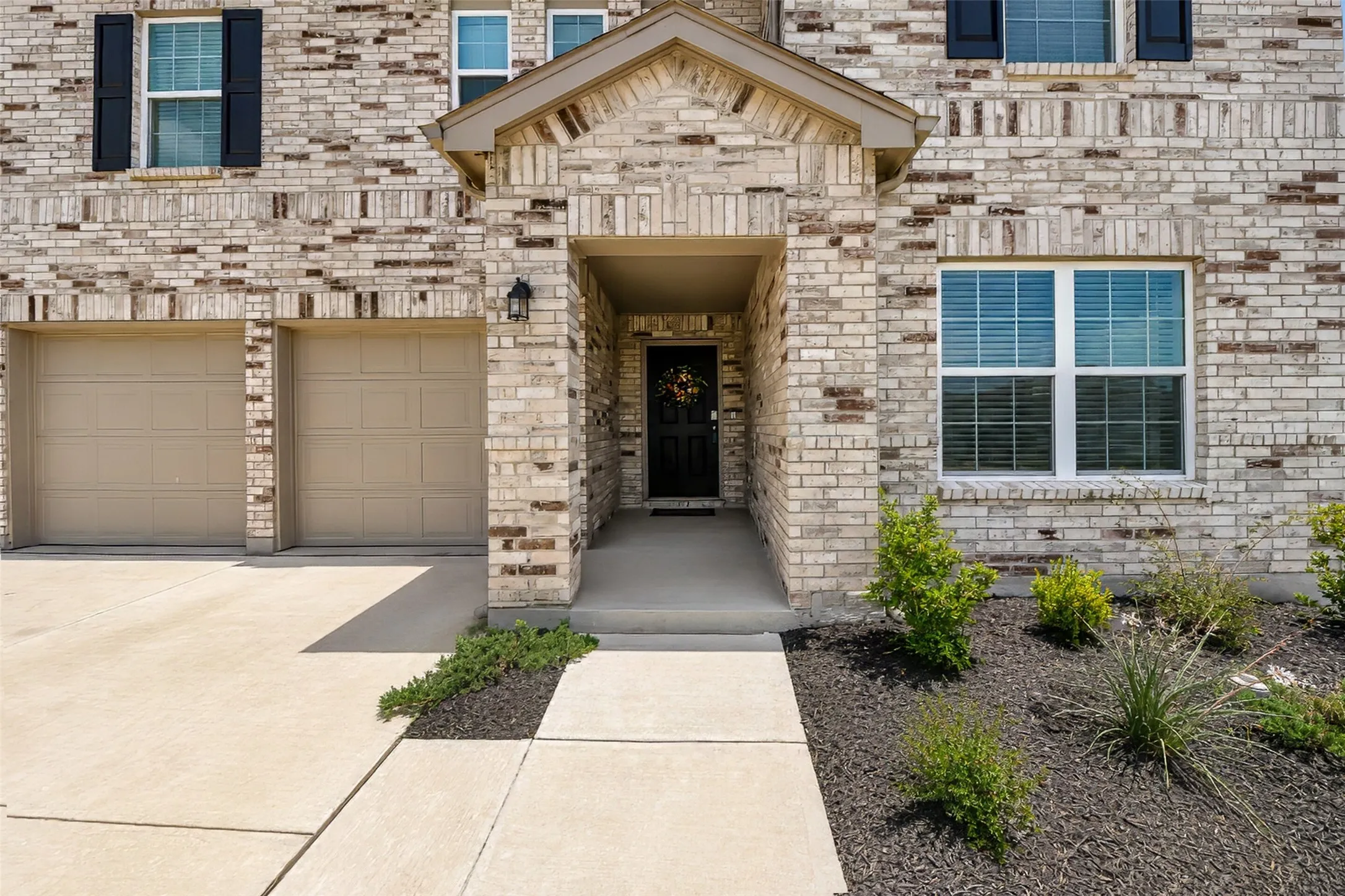 Single Family Residence For Sale in Denton County , 1913 Winding Creek Way, Denton, Texas 76208, 4 Bedroom, 3 Bathroom, 2 Garage spaces, 2,509 Sqft, built in 2024, mls#21315451, Real Estate Agent in Denton, Homes For Sale in Denton county, Homes For Sale in Denton, Realtor in Denton Texas, Real Estate Brokerage Independent Realty Texas, Luminita Cordes Realtor