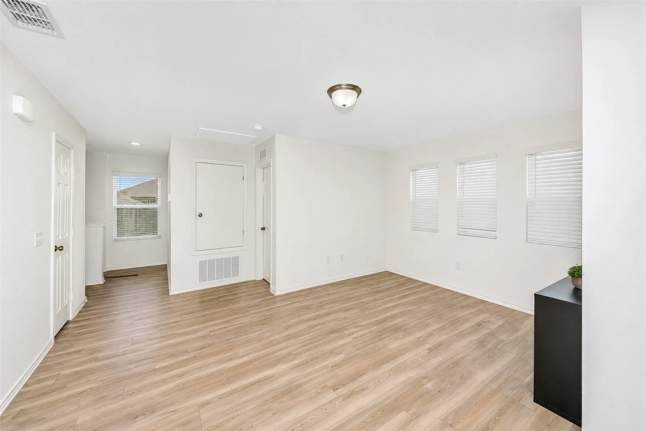Game room, family room, exercise room, lots of possibilities!