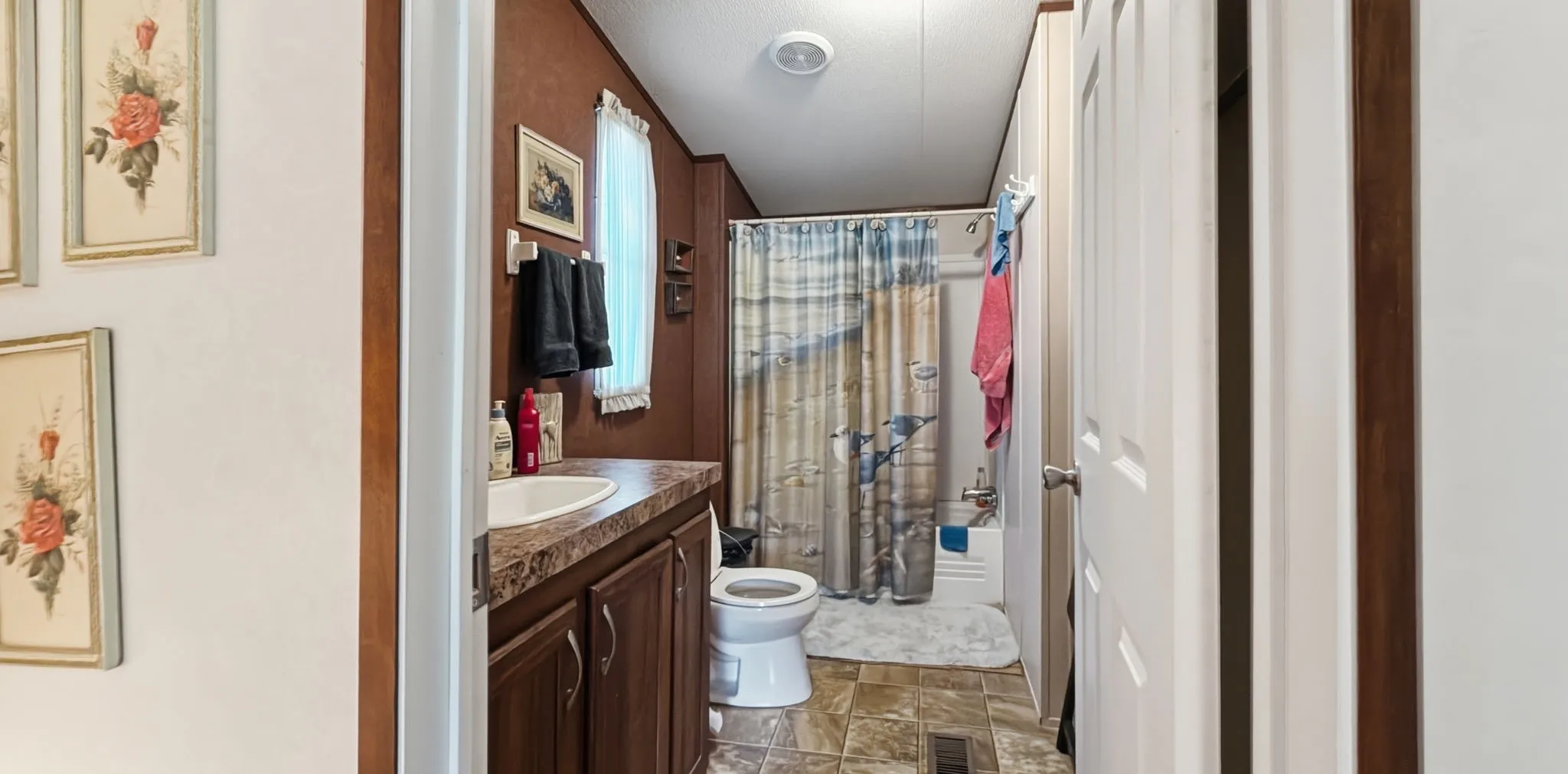 Manufactured Home For Sale in Grayson County , 945 Lake Road, Gordonville, Texas 76245, 2 Bedroom, 2 Bathroom, Garage spaces, 920 Sqft, built in 2010, mls#21321503, Real Estate Agent in Gordonville, Homes For Sale in Grayson county, Homes For Sale in Gordonville, Realtor in Gordonville Texas, Real Estate Brokerage Independent Realty Texas, Luminita Cordes Realtor