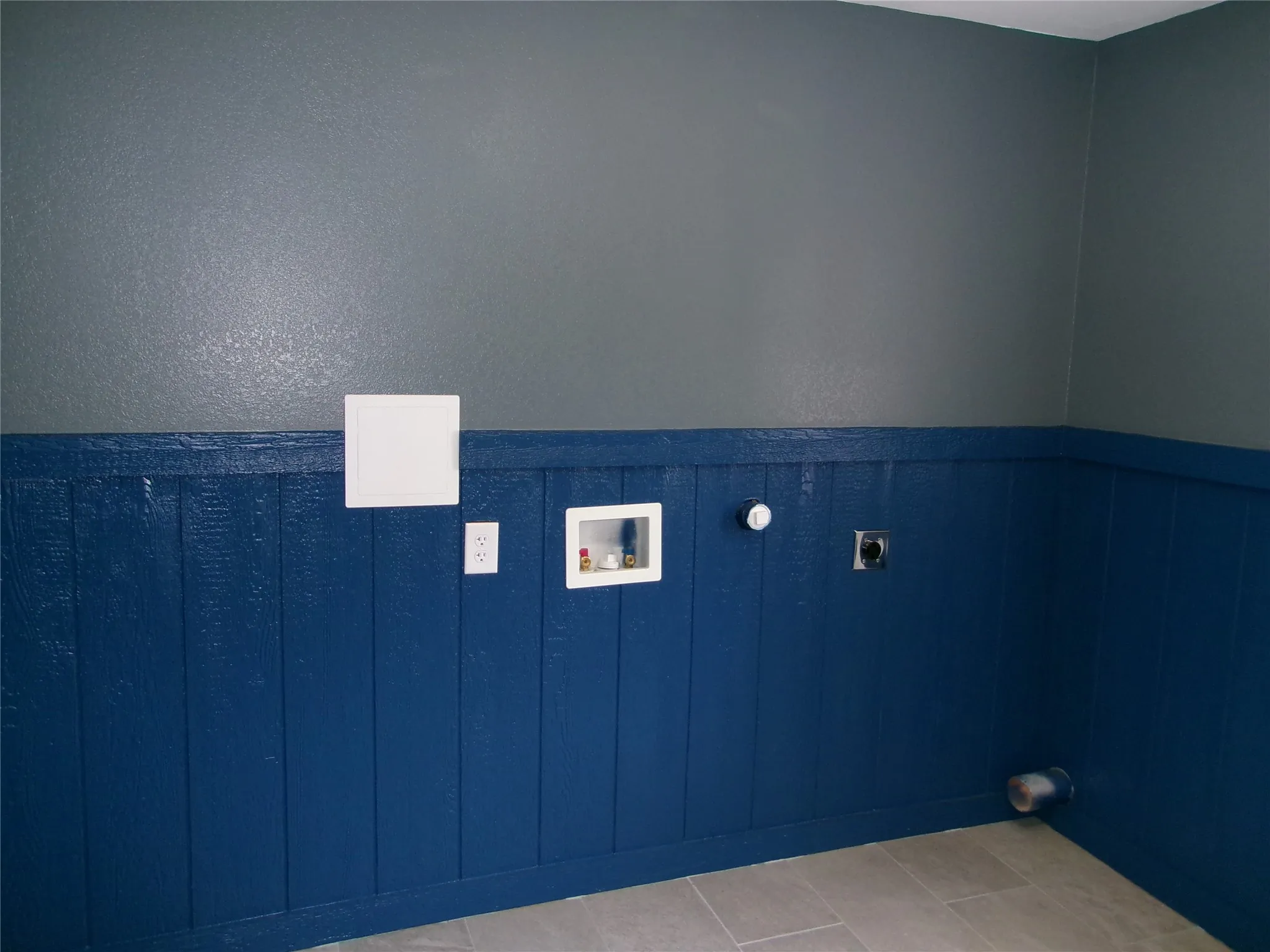 Single Family Residence For Sale in Fannin County , 419 W Evans Avenue, Bonham, Texas 75418, 3 Bedroom, 2 Bathroom, Garage spaces, 1,389 Sqft, built in 1943, mls#21316300, Real Estate Agent in Bonham, Homes For Sale in Fannin county, Homes For Sale in Bonham, Realtor in Bonham Texas, Real Estate Brokerage Independent Realty Texas, Luminita Cordes Realtor