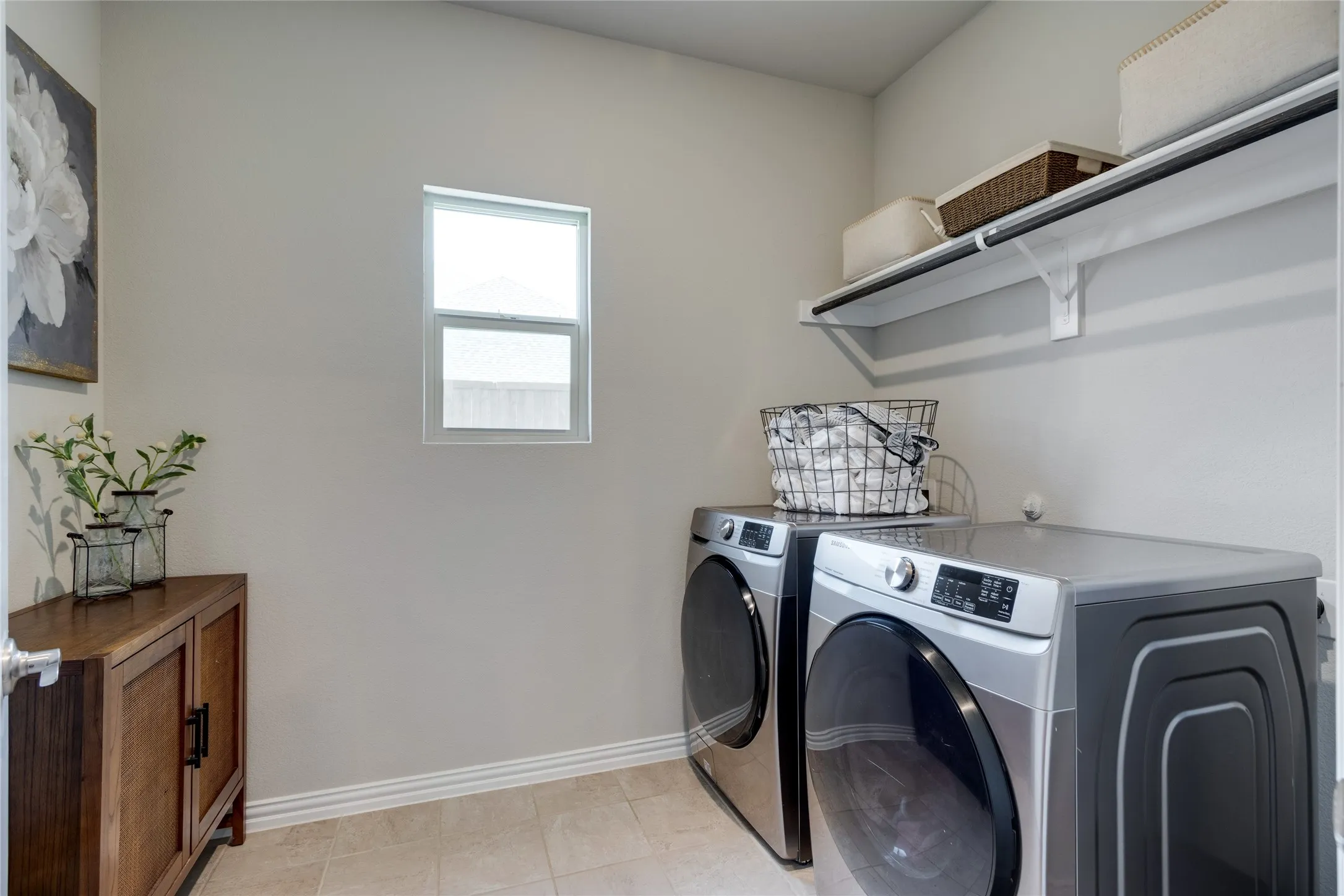 Single Family Residence For Sale in Tarrant County , 2120 Draco Drive, Haslet, Texas 76052, 4 Bedroom, 4 Bathroom, 2 Garage spaces, 3,052 Sqft, built in 2022, mls#21315790, Real Estate Agent in Haslet, Homes For Sale in Tarrant county, Homes For Sale in Haslet, Realtor in Haslet Texas, Real Estate Brokerage Independent Realty Texas, Luminita Cordes Realtor