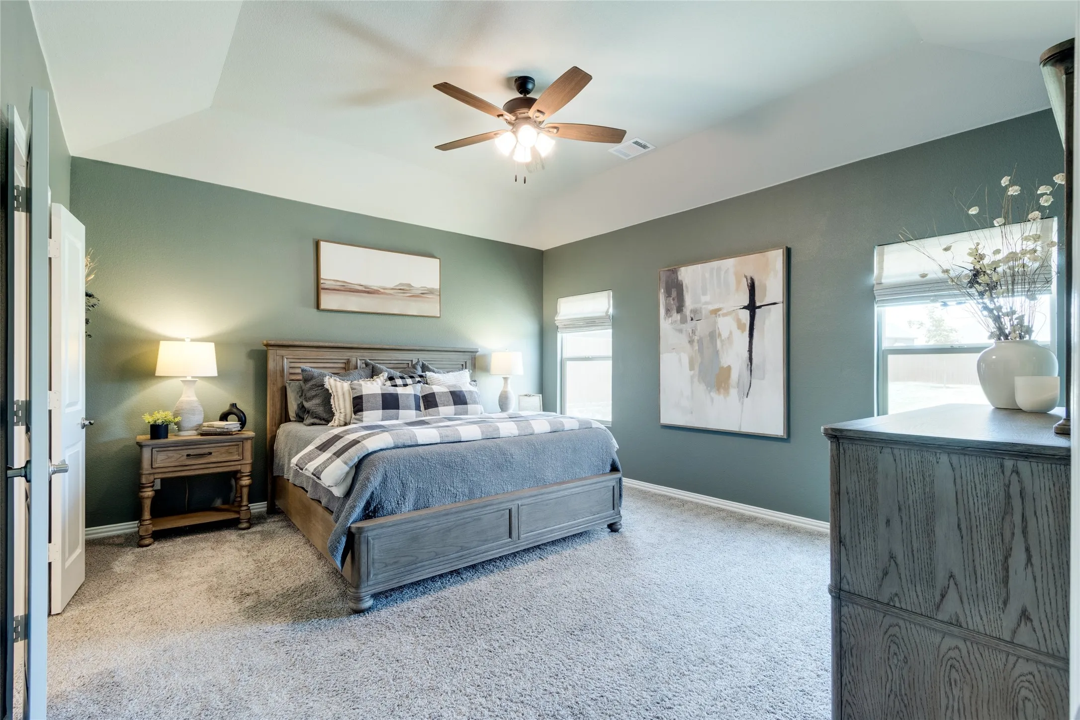 Single Family Residence For Sale in Tarrant County , 2120 Draco Drive, Haslet, Texas 76052, 4 Bedroom, 4 Bathroom, 2 Garage spaces, 3,052 Sqft, built in 2022, mls#21315790, Real Estate Agent in Haslet, Homes For Sale in Tarrant county, Homes For Sale in Haslet, Realtor in Haslet Texas, Real Estate Brokerage Independent Realty Texas, Luminita Cordes Realtor