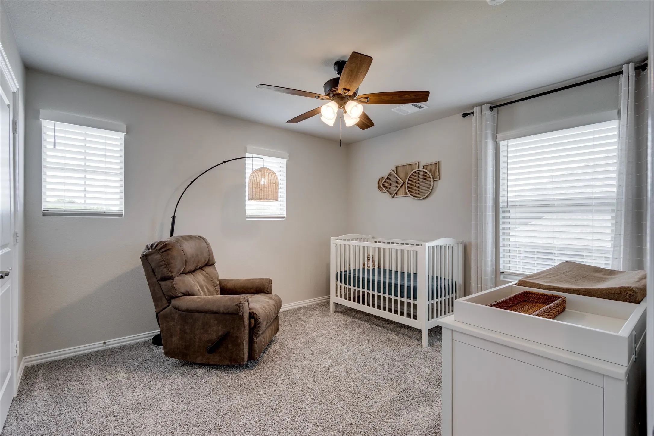 Single Family Residence For Sale in Tarrant County , 2120 Draco Drive, Haslet, Texas 76052, 4 Bedroom, 4 Bathroom, 2 Garage spaces, 3,052 Sqft, built in 2022, mls#21315790, Real Estate Agent in Haslet, Homes For Sale in Tarrant county, Homes For Sale in Haslet, Realtor in Haslet Texas, Real Estate Brokerage Independent Realty Texas, Luminita Cordes Realtor