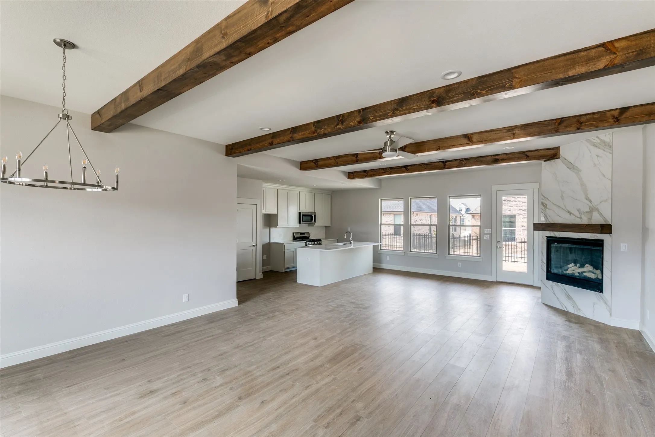 Single Family Residence For Sale in Rockwall County , 622 Community Lane, Rockwall, Texas 75087, 3 Bedroom, 3 Bathroom, 2 Garage spaces, 1,880 Sqft, built in 2024, mls#21314695, Real Estate Agent in Rockwall, Homes For Sale in Rockwall county, Homes For Sale in Rockwall, Realtor in Rockwall Texas, Real Estate Brokerage Independent Realty Texas, Luminita Cordes Realtor