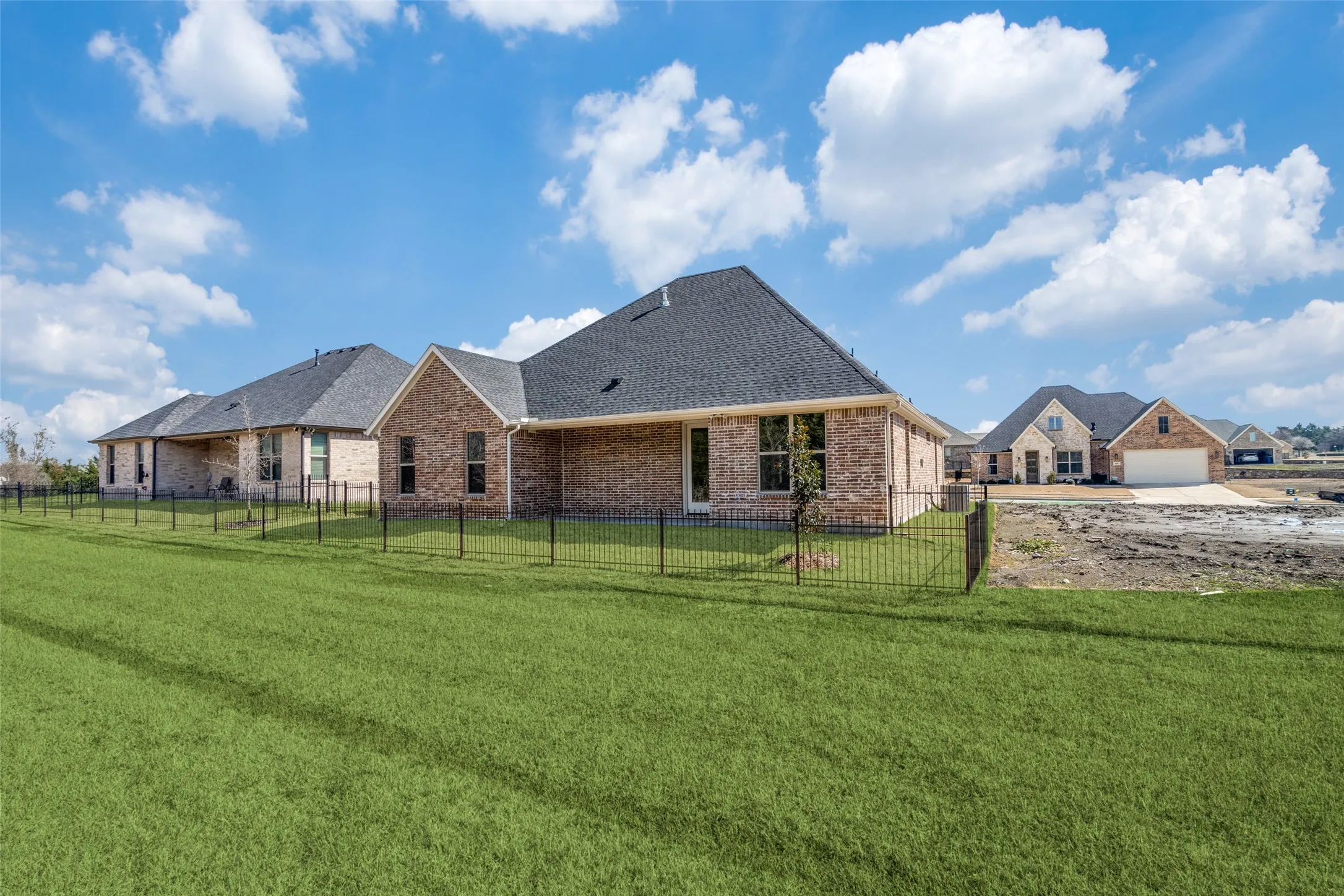 Single Family Residence For Sale in Rockwall County , 610 Jubilee Street, Rockwall, Texas 75087, 3 Bedroom, 3 Bathroom, 2 Garage spaces, 1,949 Sqft, built in 2024, mls#21314694, Real Estate Agent in Rockwall, Homes For Sale in Rockwall county, Homes For Sale in Rockwall, Realtor in Rockwall Texas, Real Estate Brokerage Independent Realty Texas, Luminita Cordes Realtor