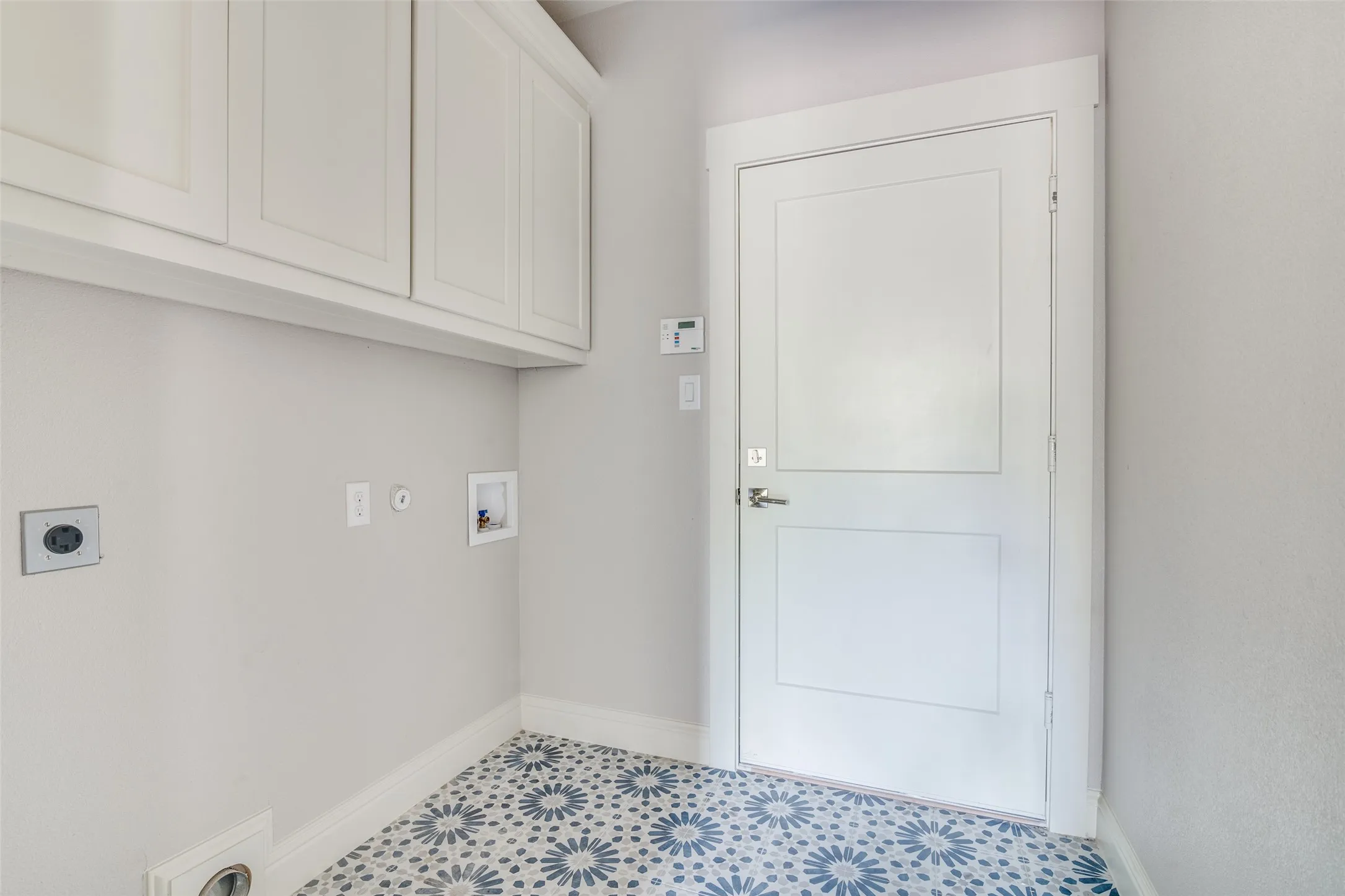 Single Family Residence For Sale in Rockwall County , 610 Jubilee Street, Rockwall, Texas 75087, 3 Bedroom, 3 Bathroom, 2 Garage spaces, 1,949 Sqft, built in 2024, mls#21314694, Real Estate Agent in Rockwall, Homes For Sale in Rockwall county, Homes For Sale in Rockwall, Realtor in Rockwall Texas, Real Estate Brokerage Independent Realty Texas, Luminita Cordes Realtor