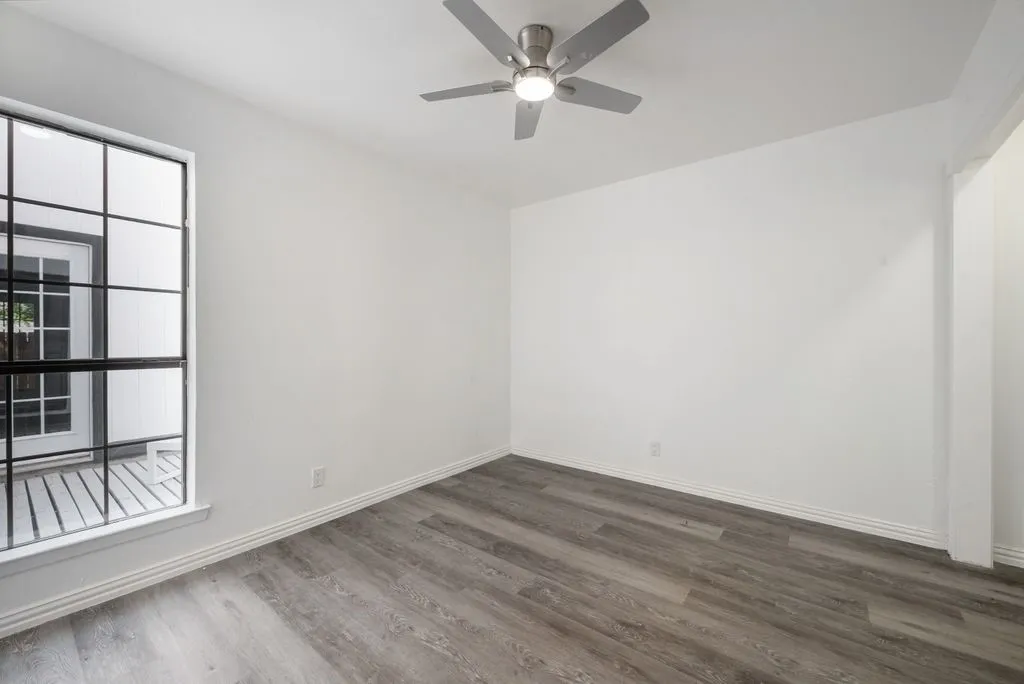 Single Family Residence For Sale in Tarrant County , 6215 Post Oak Terrace, Fort Worth, Texas 76112, 4 Bedroom, 3 Bathroom, 2 Garage spaces, 2,172 Sqft, built in 1974, mls#21321511, Real Estate Agent in Fort Worth, Homes For Sale in Tarrant county, Homes For Sale in Fort Worth, Realtor in Fort Worth Texas, Real Estate Brokerage Independent Realty Texas, Luminita Cordes Realtor