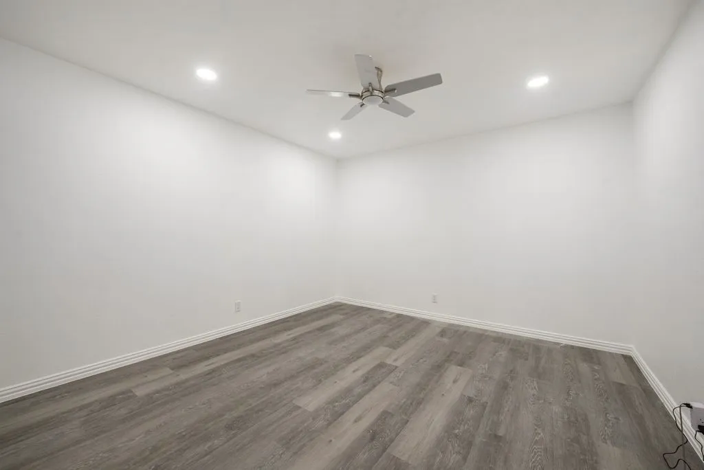 Single Family Residence For Sale in Tarrant County , 6215 Post Oak Terrace, Fort Worth, Texas 76112, 4 Bedroom, 3 Bathroom, 2 Garage spaces, 2,172 Sqft, built in 1974, mls#21321511, Real Estate Agent in Fort Worth, Homes For Sale in Tarrant county, Homes For Sale in Fort Worth, Realtor in Fort Worth Texas, Real Estate Brokerage Independent Realty Texas, Luminita Cordes Realtor