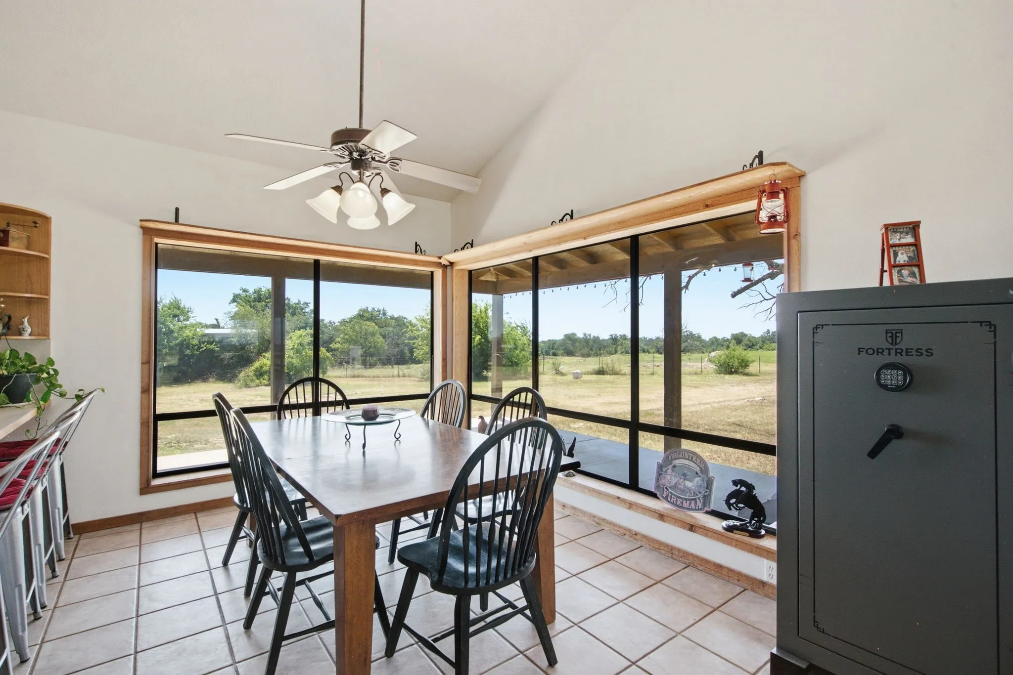 Farm For Sale in Erath County , 3624 County Road 398, Stephenville, Texas 76401, 4 Bedroom, 2 Bathroom, 2 Garage spaces, 2,040 Sqft, built in 1999, mls#21321095, Real Estate Agent in Stephenville, Homes For Sale in Erath county, Homes For Sale in Stephenville, Realtor in Stephenville Texas, Real Estate Brokerage Independent Realty Texas, Luminita Cordes Realtor