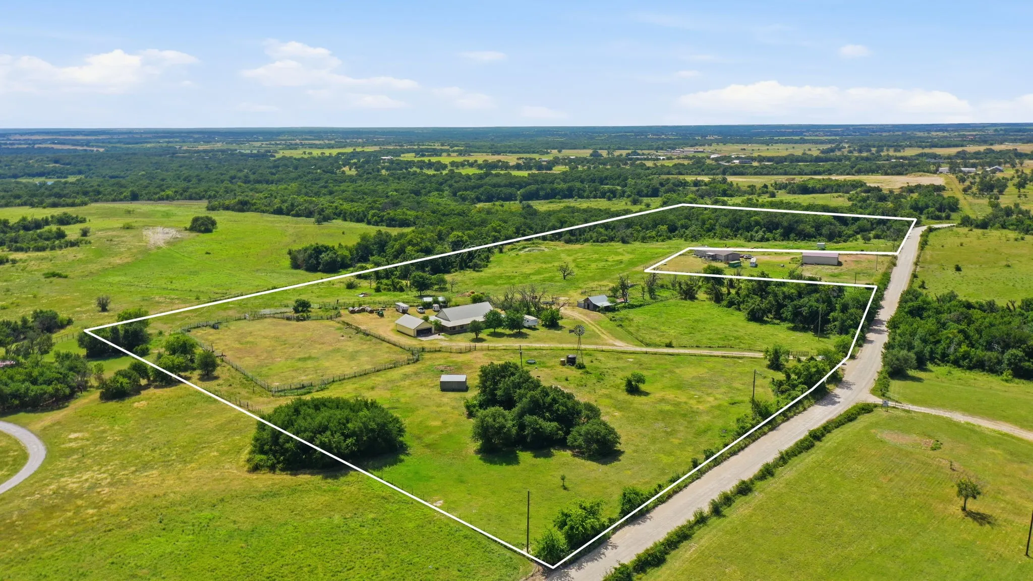 Farm For Sale in Erath County , 3624 County Road 398, Stephenville, Texas 76401, 4 Bedroom, 2 Bathroom, 2 Garage spaces, 2,040 Sqft, built in 1999, mls#21321095, Real Estate Agent in Stephenville, Homes For Sale in Erath county, Homes For Sale in Stephenville, Realtor in Stephenville Texas, Real Estate Brokerage Independent Realty Texas, Luminita Cordes Realtor