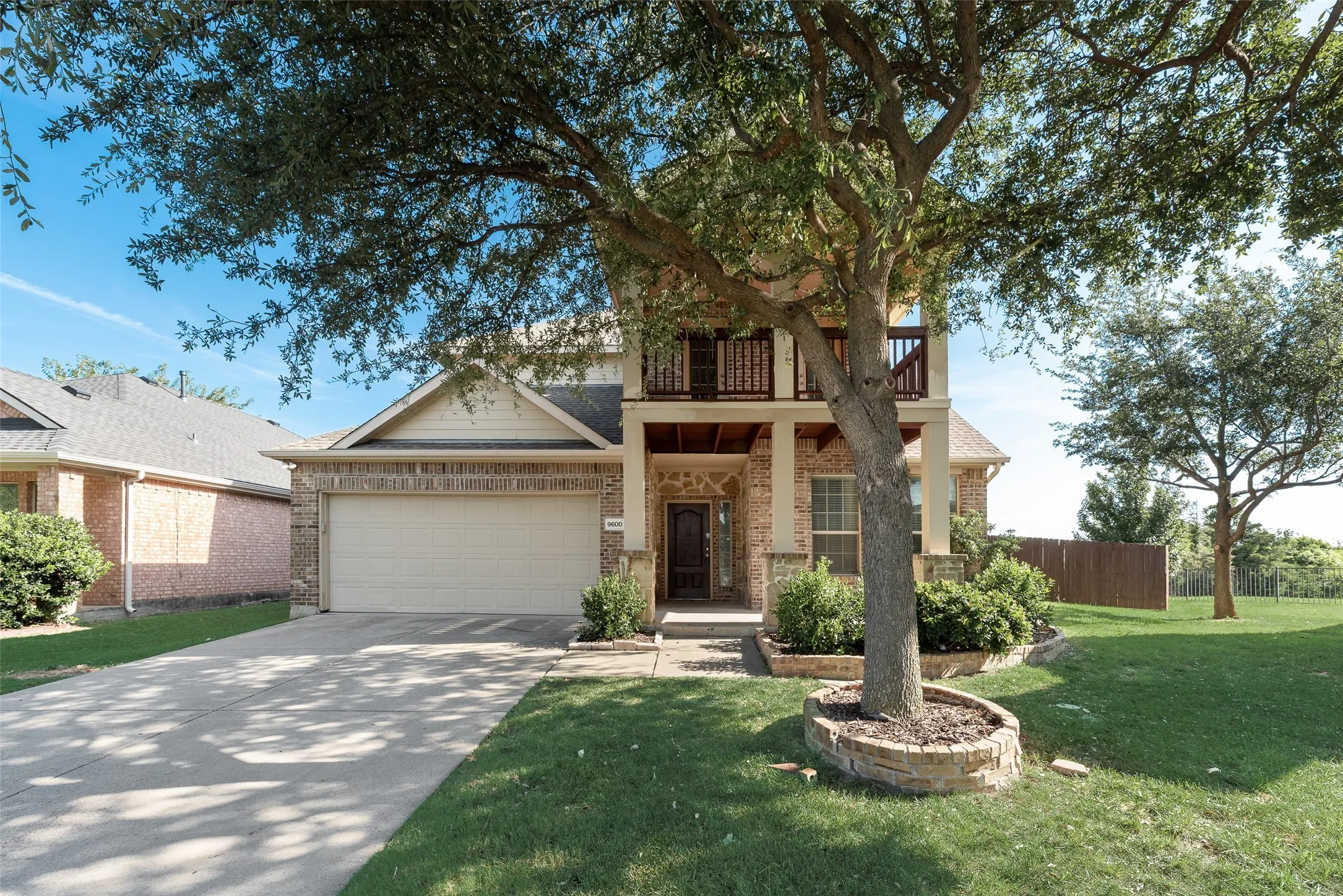 Single Family Residence For Rent in Collin County , 9600 Mystic Dune Drive, Mc Kinney, Texas 75070, 5 Bedrooms, 4 Bathrooms, 2 Garage spaces, 3,081 Sqft, built in 2009, Price $3,495, mls#21321514, Real Estate Agent in Mc Kinney, Homes For Rent in Collin county, Homes For Rent in Mc Kinney, Realtor in Mc Kinney Texas, Real Estate Brokerage Independent Realty Texas, Luminita Cordes Realtor