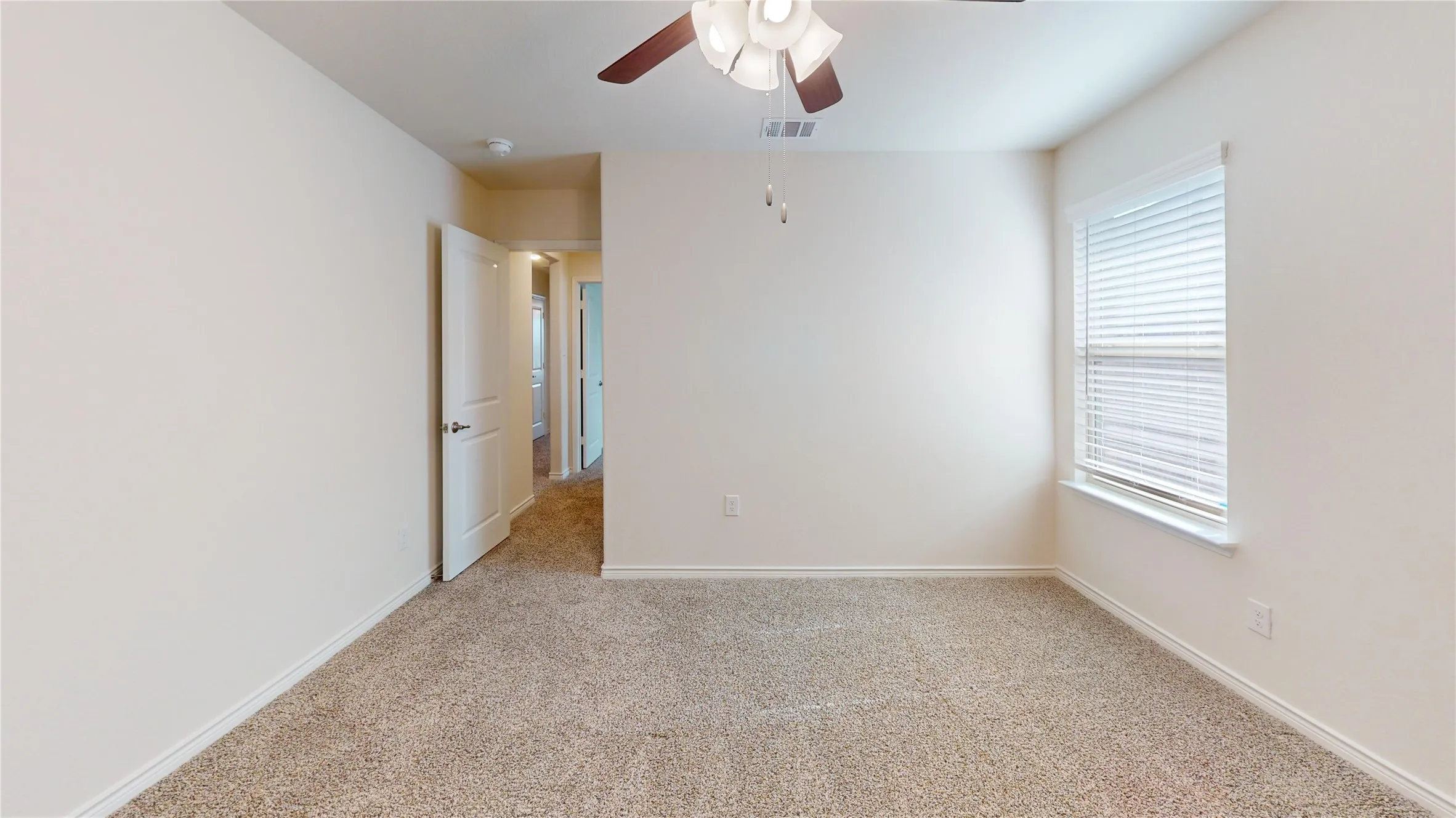 Single Family Residence For Rent in Collin County , 612 Liliana Lane, Anna, Texas 75409, 4 Bedroom, 4 Bathroom, 2 Garage spaces, 2,554 Sqft, built in 2022, mls#21321516, Real Estate Agent in Anna, Homes For Rent in Collin county, Homes For Rent in Anna, Realtor in Anna Texas, Real Estate Brokerage Independent Realty Texas, Luminita Cordes Realtor