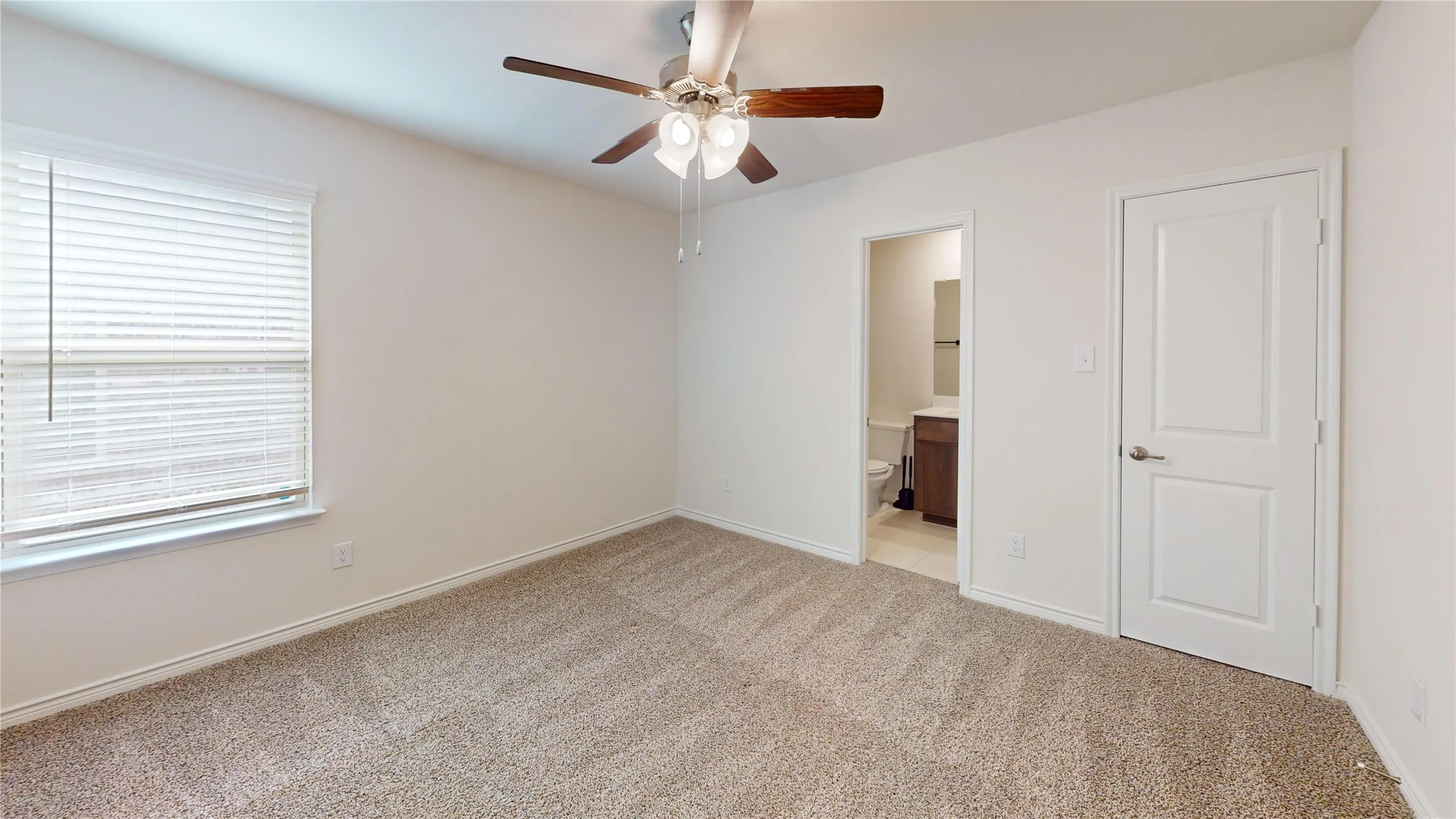 Single Family Residence For Rent in Collin County , 612 Liliana Lane, Anna, Texas 75409, 4 Bedroom, 4 Bathroom, 2 Garage spaces, 2,554 Sqft, built in 2022, mls#21321516, Real Estate Agent in Anna, Homes For Rent in Collin county, Homes For Rent in Anna, Realtor in Anna Texas, Real Estate Brokerage Independent Realty Texas, Luminita Cordes Realtor