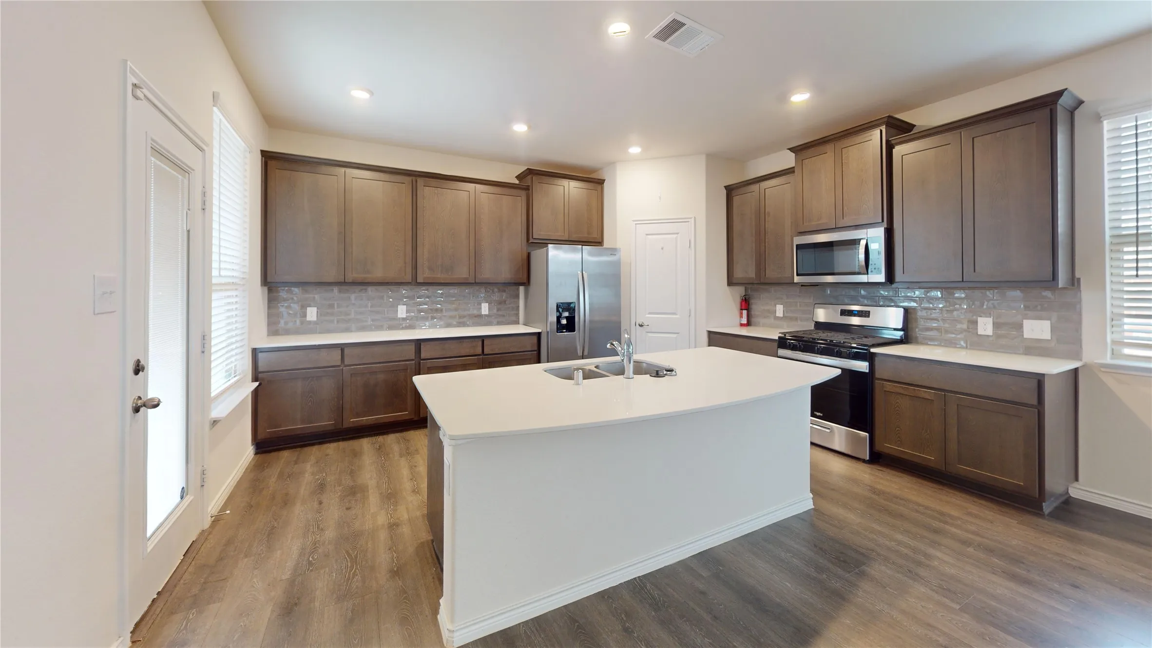 Single Family Residence For Rent in Collin County , 612 Liliana Lane, Anna, Texas 75409, 4 Bedroom, 4 Bathroom, 2 Garage spaces, 2,554 Sqft, built in 2022, mls#21321516, Real Estate Agent in Anna, Homes For Rent in Collin county, Homes For Rent in Anna, Realtor in Anna Texas, Real Estate Brokerage Independent Realty Texas, Luminita Cordes Realtor