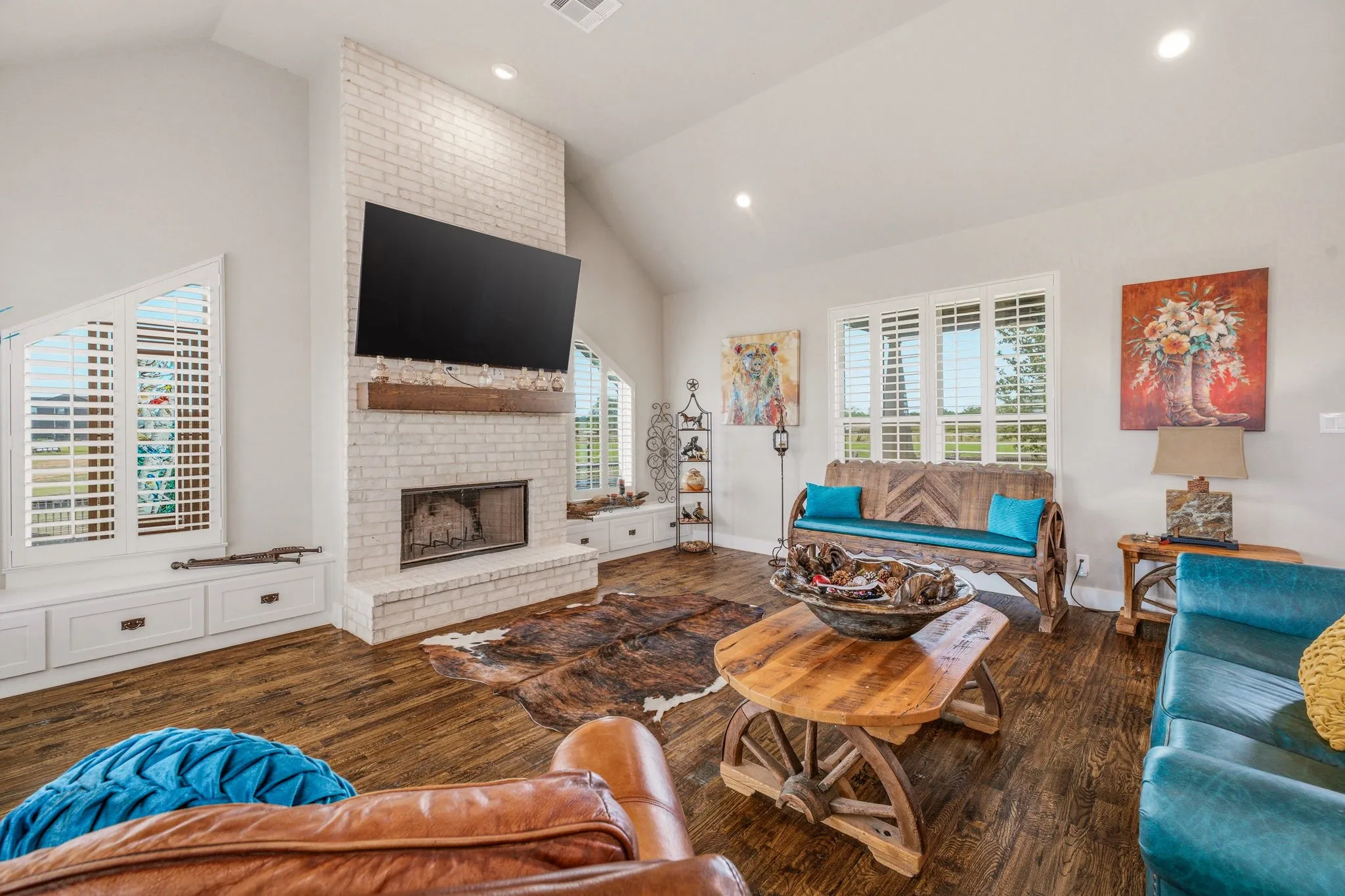 Farm For Sale in Parker County , 5255 Dennis Road Road, Weatherford, Texas 76087, 3 Bedroom, 3 Bathroom, 2 Garage spaces, 2,561 Sqft, built in 2021, Price $1,499,999, mls#21321499, Real Estate Agent in Weatherford, Homes For Sale in Parker county, Homes For Sale in Weatherford, Realtor in Weatherford Texas, Real Estate Brokerage Independent Realty Texas, Luminita Cordes Realtor
