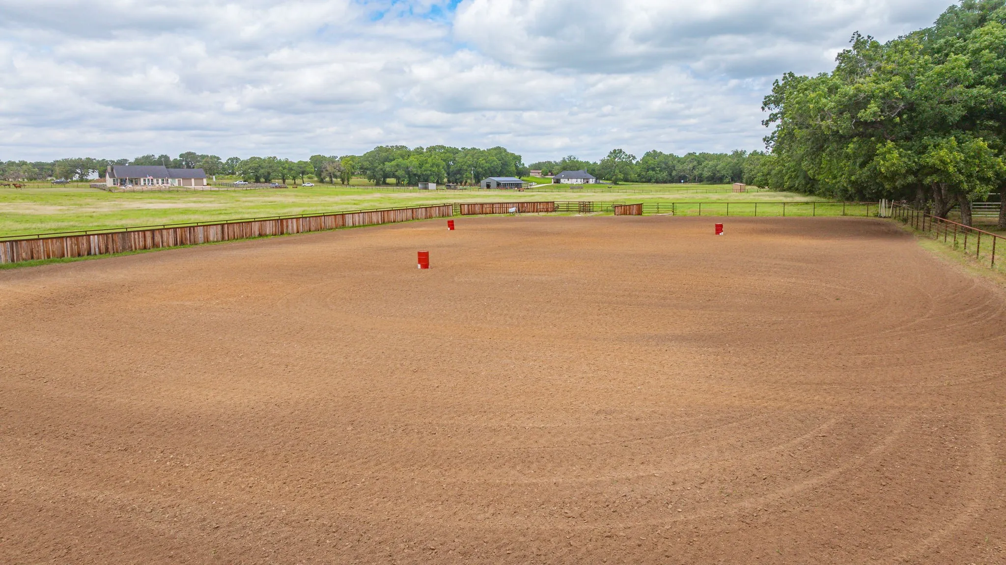 Farm For Sale in Parker County , 5255 Dennis Road Road, Weatherford, Texas 76087, 3 Bedroom, 3 Bathroom, 2 Garage spaces, 2,561 Sqft, built in 2021, Price $1,499,999, mls#21321499, Real Estate Agent in Weatherford, Homes For Sale in Parker county, Homes For Sale in Weatherford, Realtor in Weatherford Texas, Real Estate Brokerage Independent Realty Texas, Luminita Cordes Realtor