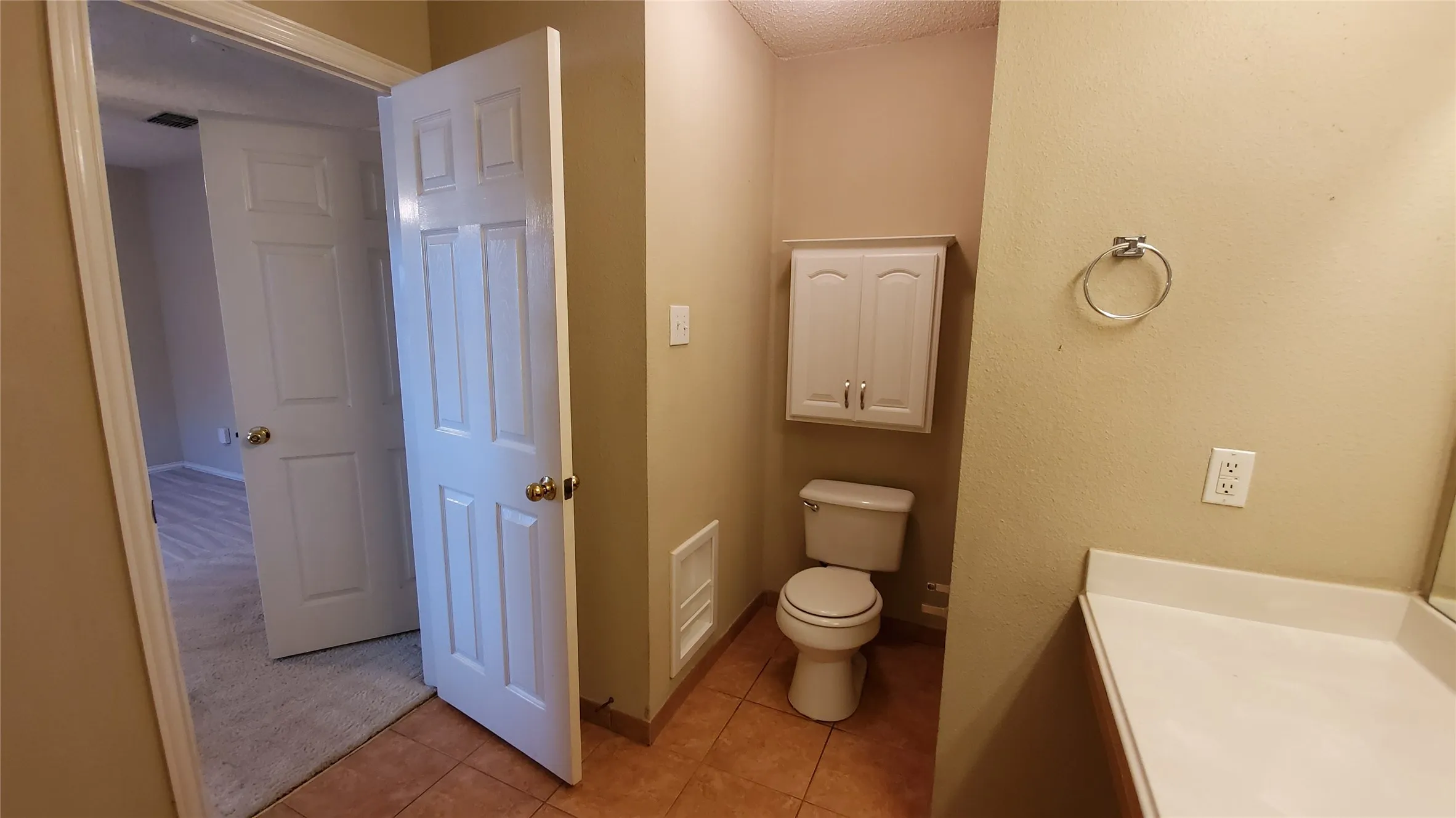Single Family Residence For Rent in Collin County , 3808 Aloe Drive, Mc Kinney, Texas 75070, 3 Bedroom, 2 Bathroom, 2 Garage spaces, 1,743 Sqft, built in 1999, mls#21321523, Real Estate Agent in Mc Kinney, Homes For Rent in Collin county, Homes For Rent in Mc Kinney, Realtor in Mc Kinney Texas, Real Estate Brokerage Independent Realty Texas, Luminita Cordes Realtor
