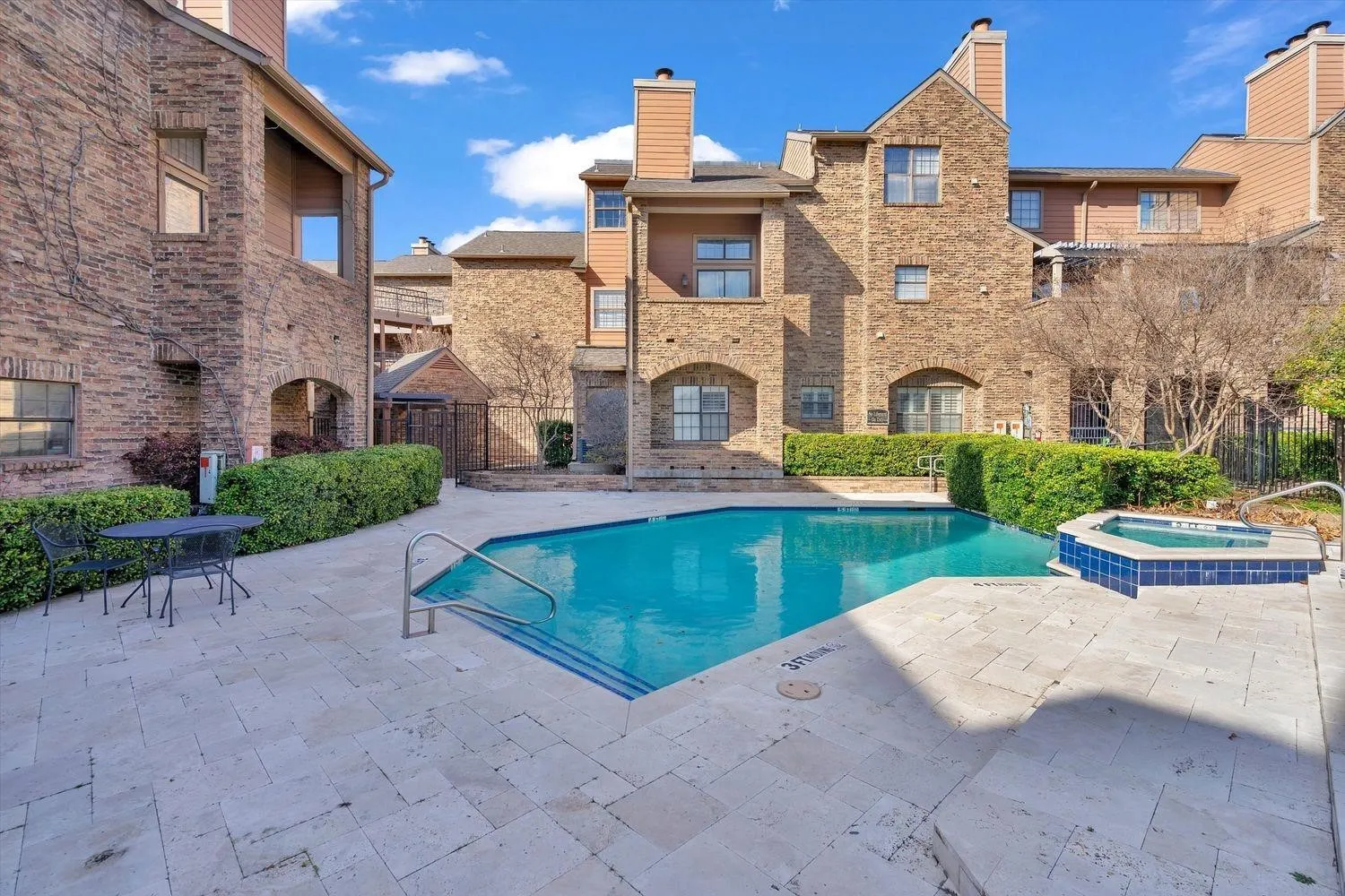 Condominium For Sale in Dallas County , 6006 Auburndale Avenue D, University Park, Texas 75205, 2 Bedroom, 3 Bathroom, 2 Garage spaces, 1,130 Sqft, built in 1985, mls#21321401, Real Estate Agent in University Park, Homes For Sale in Dallas county, Homes For Sale in University Park, Realtor in University Park Texas, Real Estate Brokerage Independent Realty Texas, Luminita Cordes Realtor