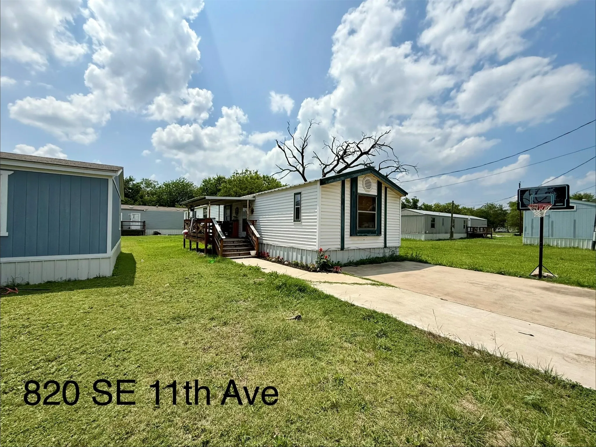 For Sale in Palo Pinto County , 9999 SE 8th Street, Mineral Wells, Texas 76067, 0, 0, Garage spaces, 999,999 Sqft, built in 1997, mls#21310155, Real Estate Agent in Mineral Wells, Homes For Sale in Palo Pinto county, Homes For Sale in Mineral Wells, Realtor in Mineral Wells Texas, Real Estate Brokerage Independent Realty Texas, Luminita Cordes Realtor