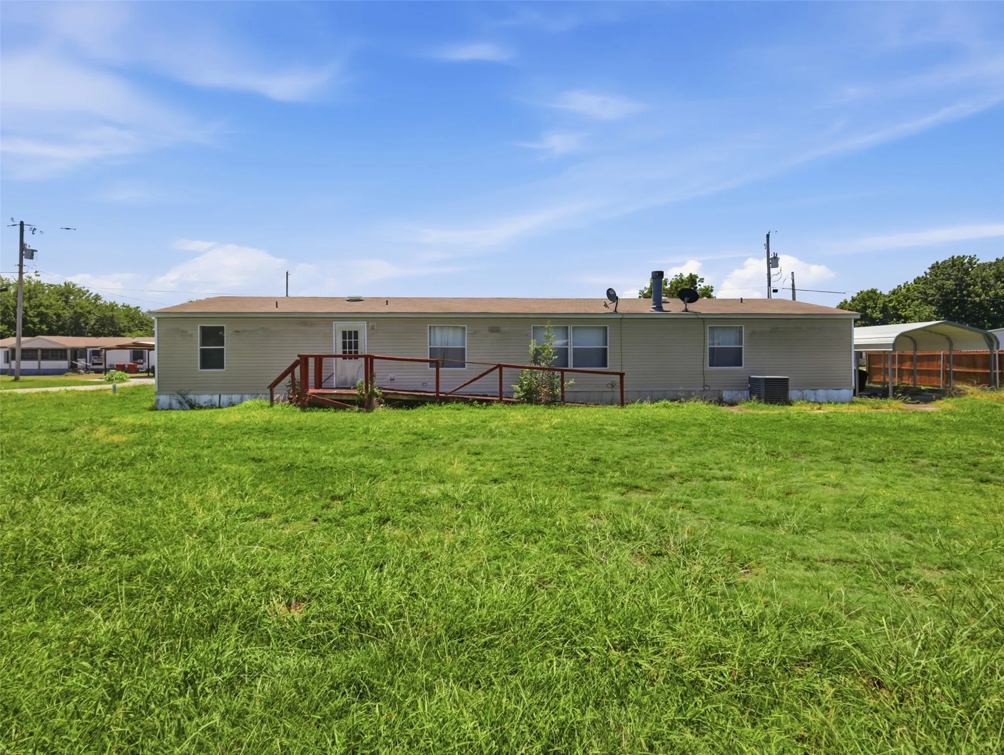 Manufactured Home For Sale in Collin County , 201 Oak Street, Blue Ridge, Texas 75424, 4 Bedroom, 2 Bathroom, Garage spaces, 1,876 Sqft, built in 1999, mls#21321202, Real Estate Agent in Blue Ridge, Homes For Sale in Collin county, Homes For Sale in Blue Ridge, Realtor in Blue Ridge Texas, Real Estate Brokerage Independent Realty Texas, Luminita Cordes Realtor