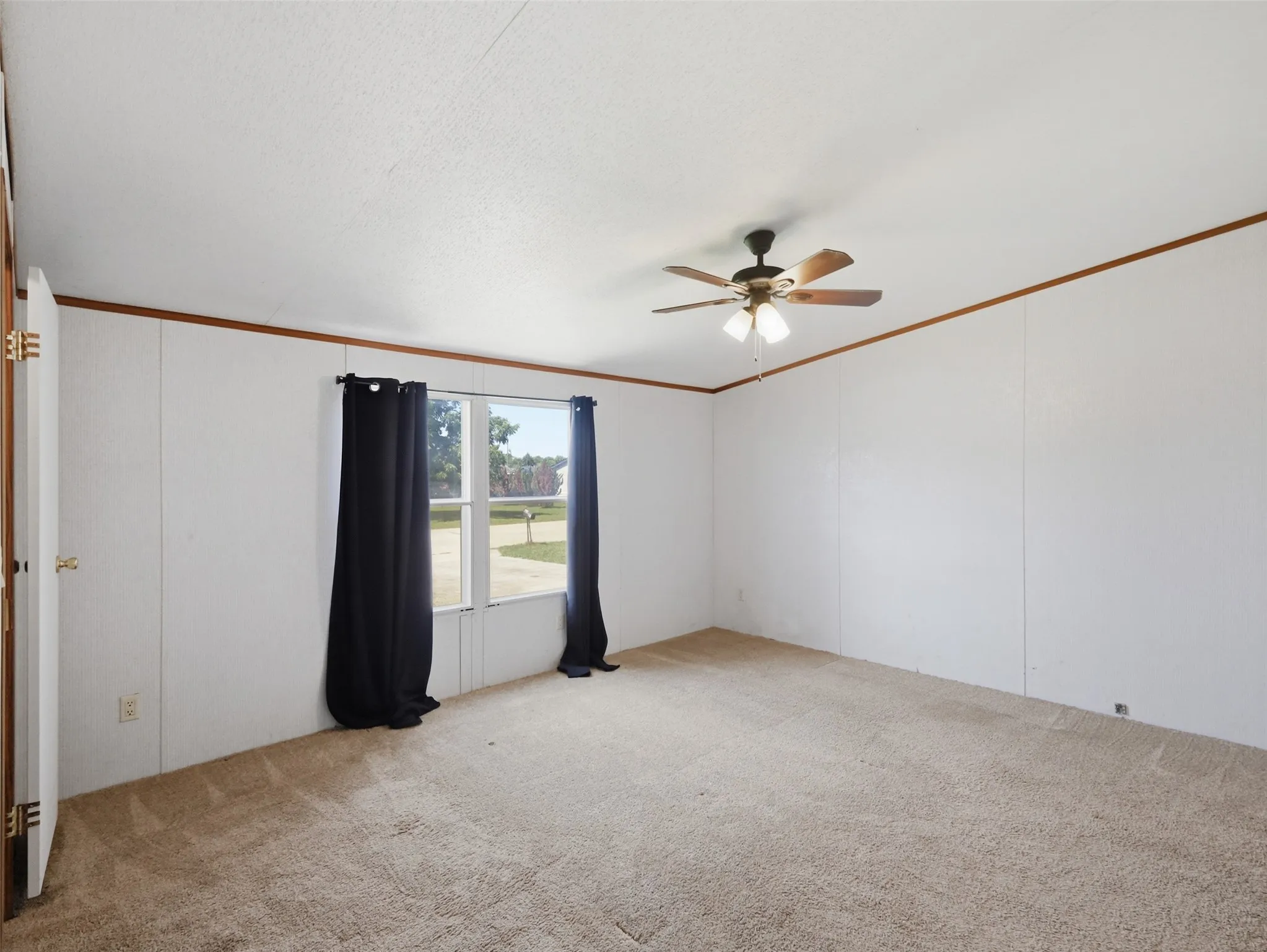 Manufactured Home For Sale in Collin County , 201 Oak Street, Blue Ridge, Texas 75424, 4 Bedroom, 2 Bathroom, Garage spaces, 1,876 Sqft, built in 1999, mls#21321202, Real Estate Agent in Blue Ridge, Homes For Sale in Collin county, Homes For Sale in Blue Ridge, Realtor in Blue Ridge Texas, Real Estate Brokerage Independent Realty Texas, Luminita Cordes Realtor