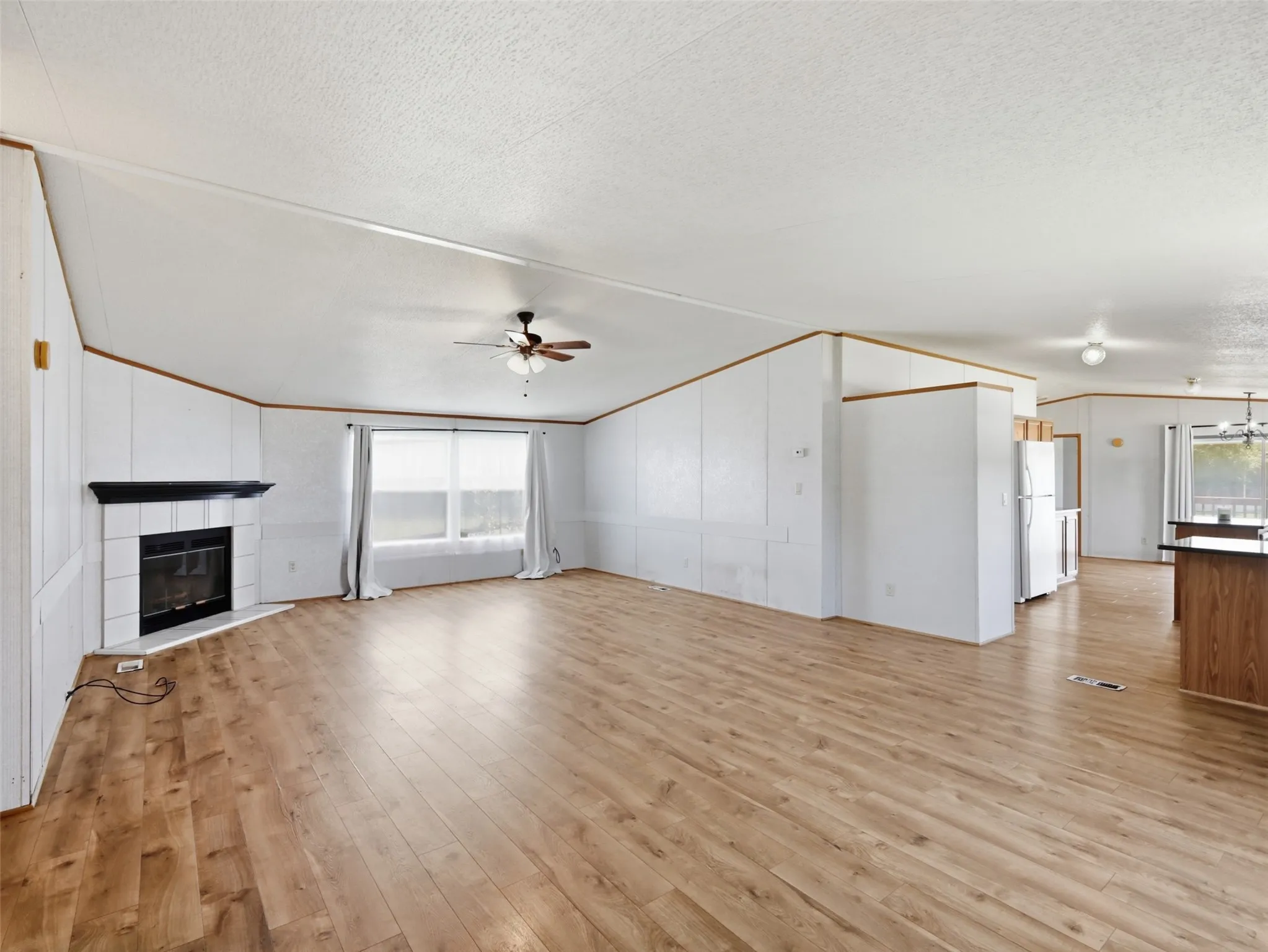 Manufactured Home For Sale in Collin County , 201 Oak Street, Blue Ridge, Texas 75424, 4 Bedroom, 2 Bathroom, Garage spaces, 1,876 Sqft, built in 1999, mls#21321202, Real Estate Agent in Blue Ridge, Homes For Sale in Collin county, Homes For Sale in Blue Ridge, Realtor in Blue Ridge Texas, Real Estate Brokerage Independent Realty Texas, Luminita Cordes Realtor