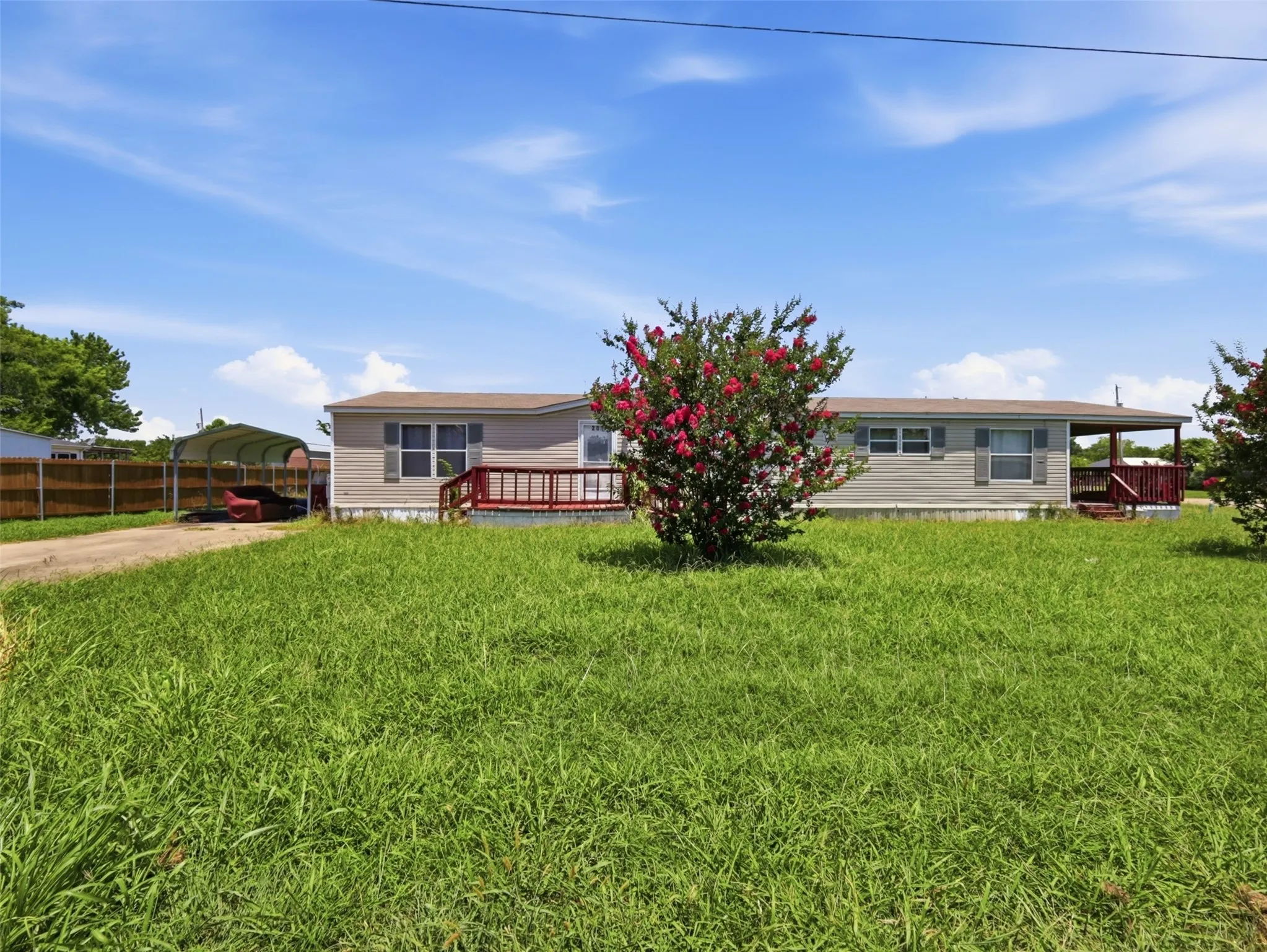 Manufactured Home For Sale in Collin County , 201 Oak Street, Blue Ridge, Texas 75424, 4 Bedroom, 2 Bathroom, Garage spaces, 1,876 Sqft, built in 1999, mls#21321202, Real Estate Agent in Blue Ridge, Homes For Sale in Collin county, Homes For Sale in Blue Ridge, Realtor in Blue Ridge Texas, Real Estate Brokerage Independent Realty Texas, Luminita Cordes Realtor