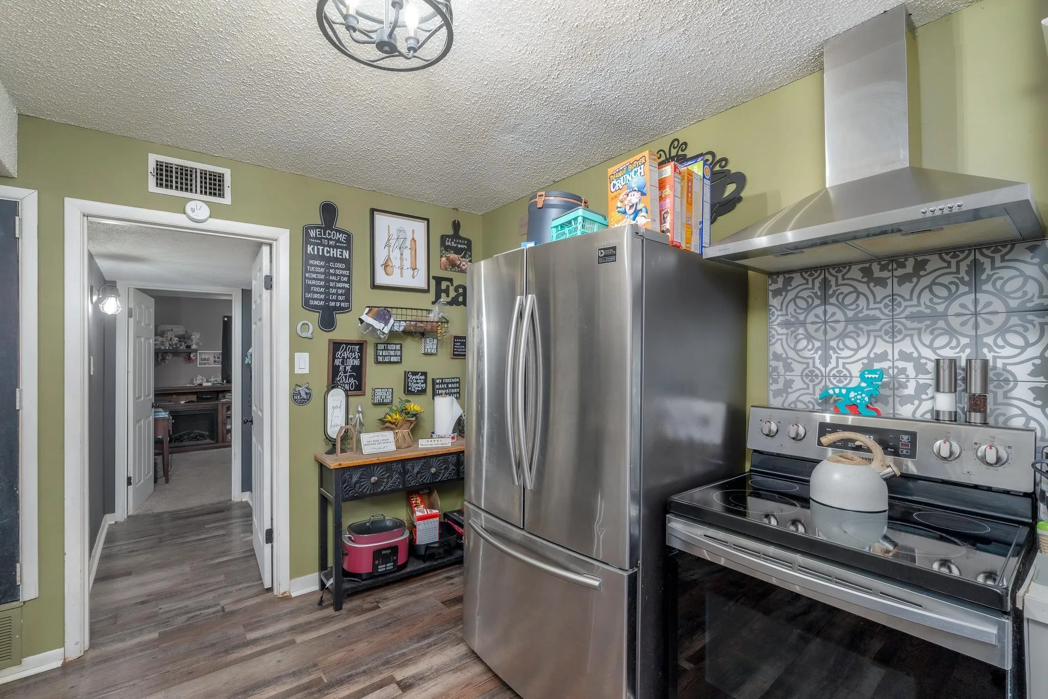 Single Family Residence For Sale in Taylor County , 1602 N Bowie Drive, Abilene, Texas 79603, 3 Bedroom, 2 Bathroom, 2 Garage spaces, 1,858 Sqft, built in 1965, mls#21316069, Real Estate Agent in Abilene, Homes For Sale in Taylor county, Homes For Sale in Abilene, Realtor in Abilene Texas, Real Estate Brokerage Independent Realty Texas, Luminita Cordes Realtor