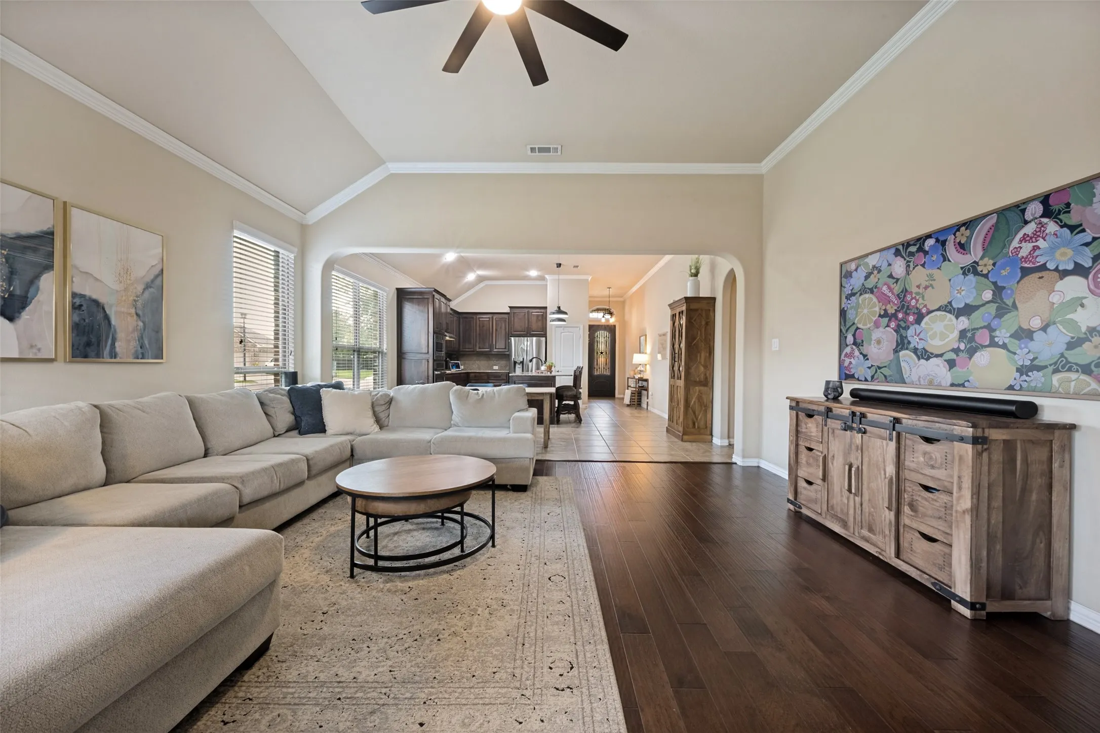 Single Family Residence For Sale in Denton County , 210 Derby Lane, Hickory Creek, Texas 75065, 3 Bedroom, 2 Bathroom, 3 Garage spaces, 2,185 Sqft, built in 2015, mls#21320449, Real Estate Agent in Hickory Creek, Homes For Sale in Denton county, Homes For Sale in Hickory Creek, Realtor in Hickory Creek Texas, Real Estate Brokerage Independent Realty Texas, Luminita Cordes Realtor