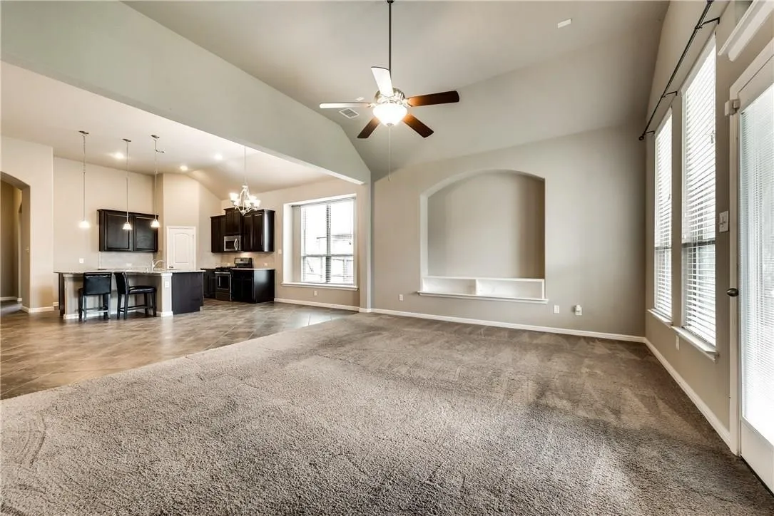 Single Family Residence For Rent in Rockwall County , 573 Louder Way, Fate, Texas 75087, 3 Bedroom, 2 Bathroom, 2 Garage spaces, 2,070 Sqft, built in 2013, mls#21321318, Real Estate Agent in Fate, Homes For Rent in Rockwall county, Homes For Rent in Fate, Realtor in Fate Texas, Real Estate Brokerage Independent Realty Texas, Luminita Cordes Realtor
