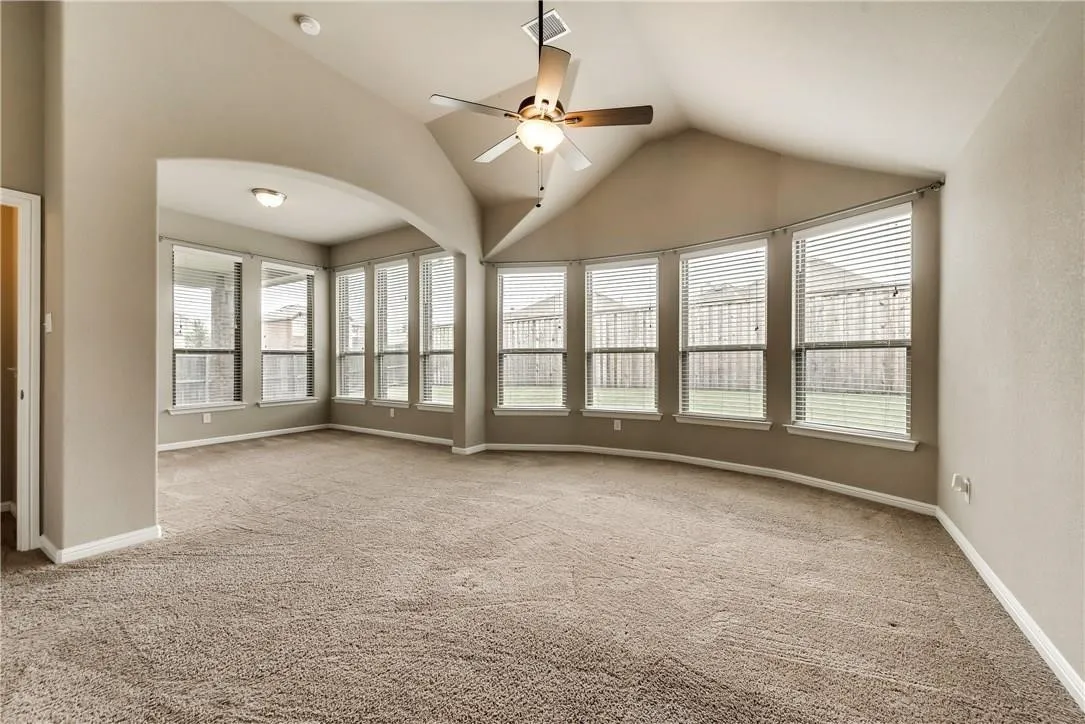 Single Family Residence For Rent in Rockwall County , 573 Louder Way, Fate, Texas 75087, 3 Bedroom, 2 Bathroom, 2 Garage spaces, 2,070 Sqft, built in 2013, mls#21321318, Real Estate Agent in Fate, Homes For Rent in Rockwall county, Homes For Rent in Fate, Realtor in Fate Texas, Real Estate Brokerage Independent Realty Texas, Luminita Cordes Realtor