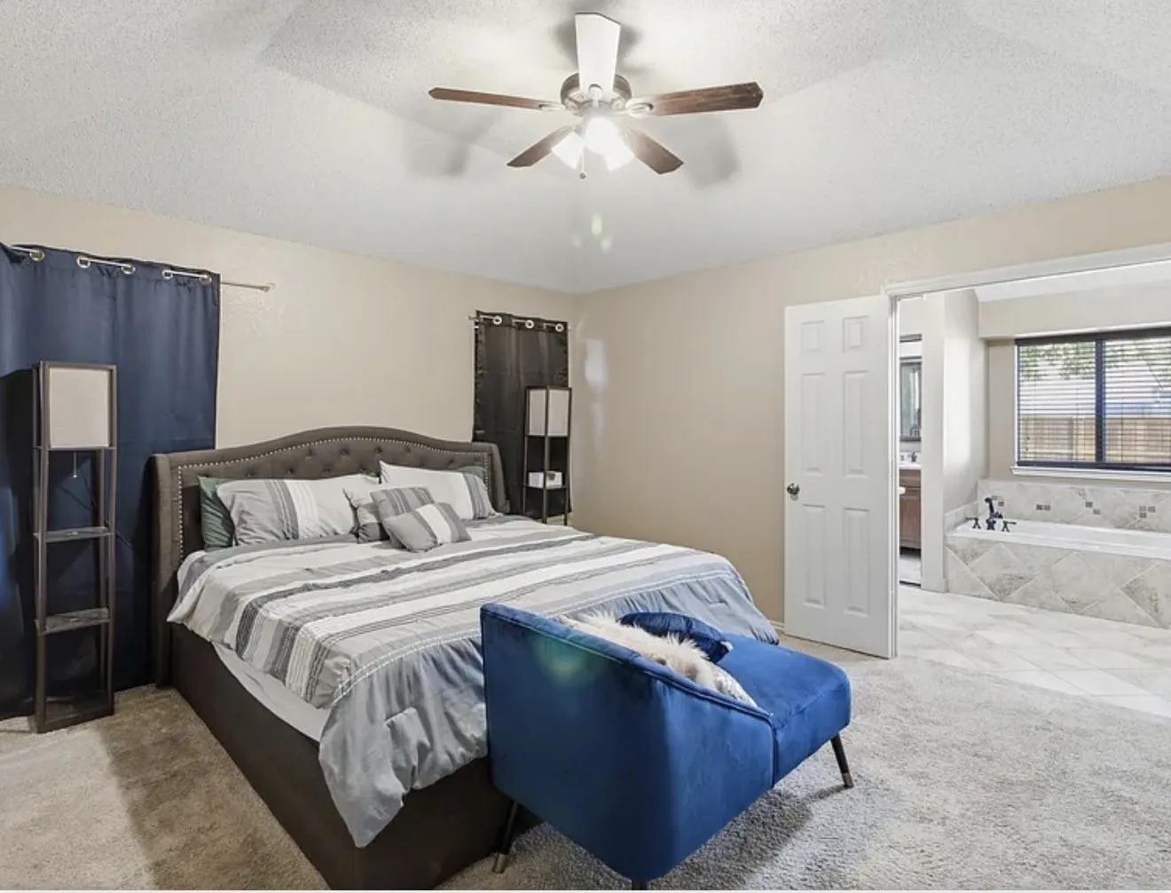 Big and Spacious with another half of the room for entertainment center!
