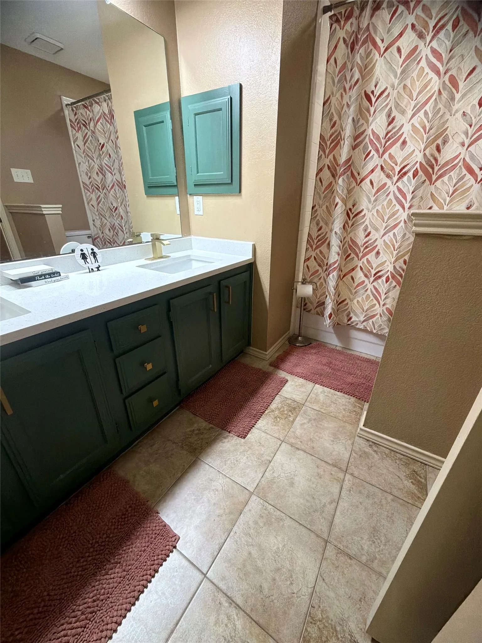 Spacious Secondary bathroom