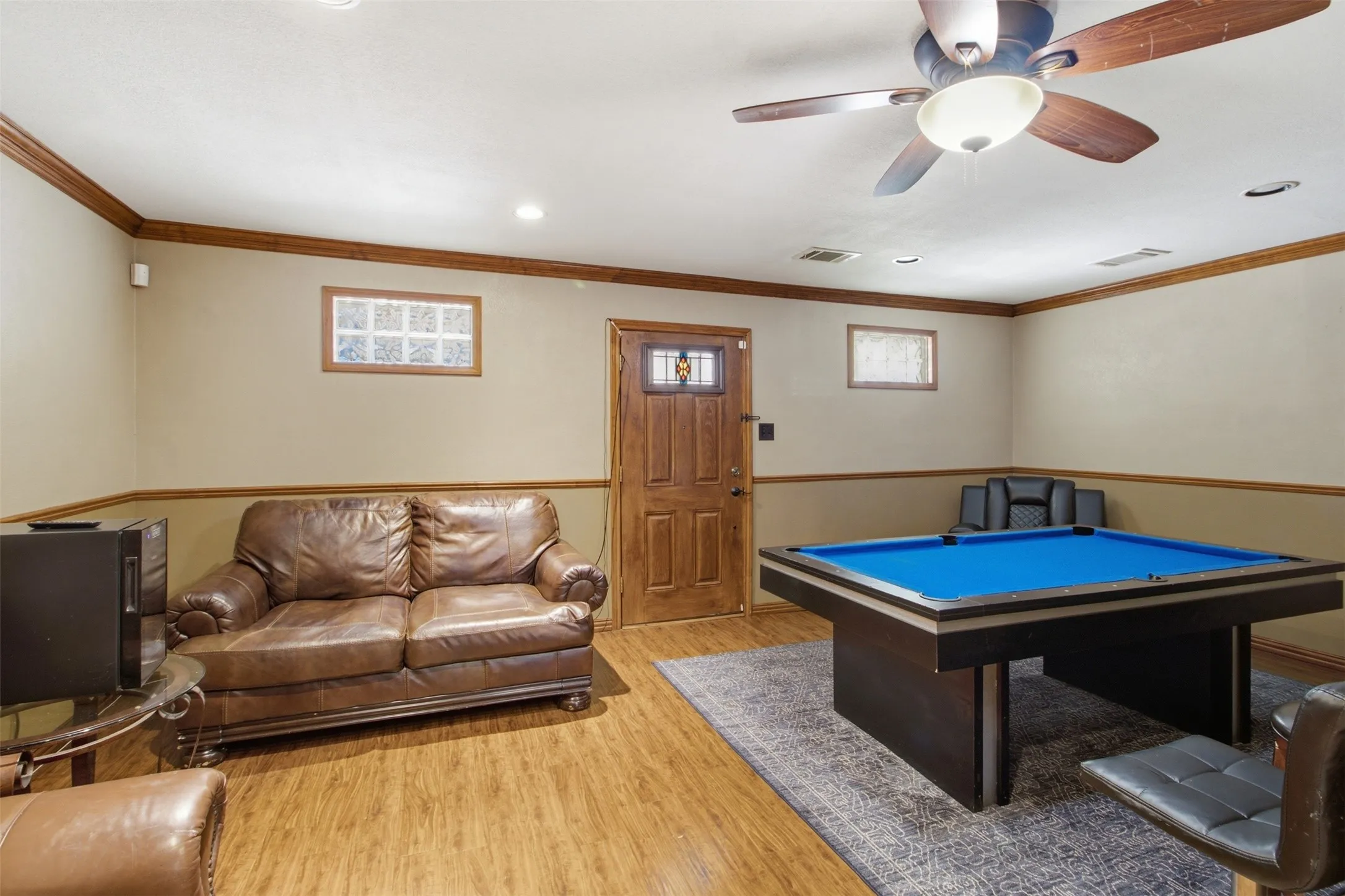 Single Family Residence For Sale in Dallas County , 2701 Beau Drive, Mesquite, Texas 75181, 4 Bedroom, 2 Bathroom, Garage spaces, 2,472 Sqft, built in 1987, mls#21321313, Real Estate Agent in Mesquite, Homes For Sale in Dallas county, Homes For Sale in Mesquite, Realtor in Mesquite Texas, Real Estate Brokerage Independent Realty Texas, Luminita Cordes Realtor