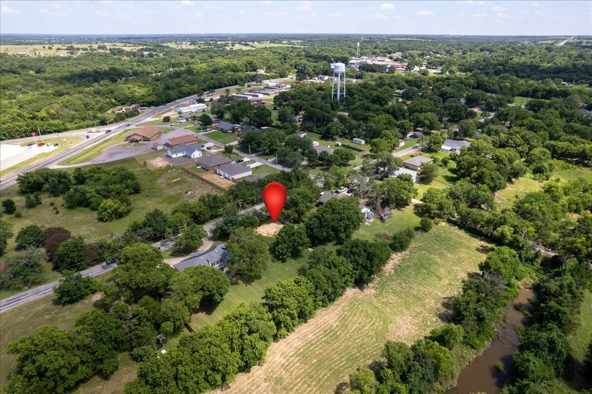 with property pin — proximity to US-69