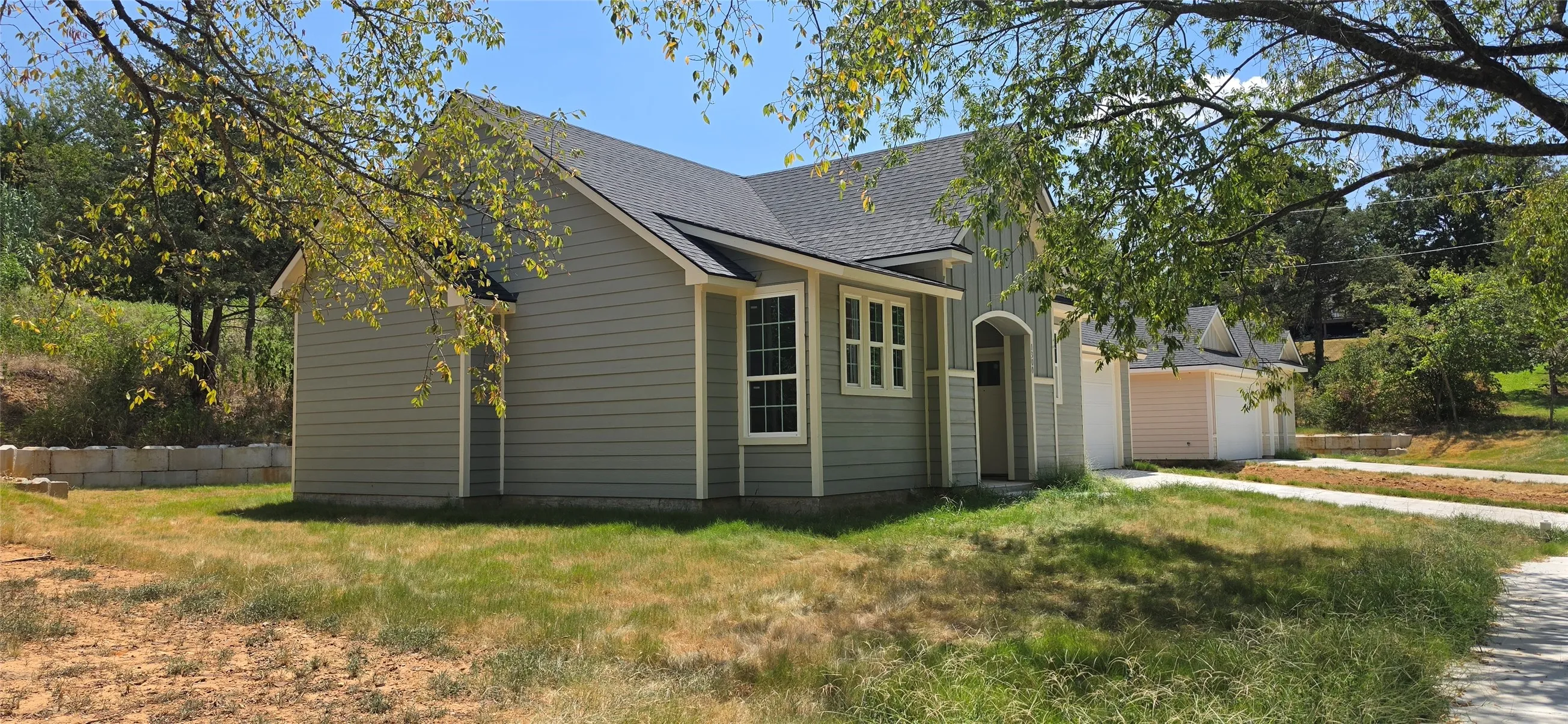 Single Family Residence For Sale in Grayson County , 1300 S Chandler Avenue, Denison, Texas 75020, 3 Bedroom, 2 Bathroom, 2 Garage spaces, 1,416 Sqft, built in 2026, mls#21318107, Real Estate Agent in Denison, Homes For Sale in Grayson county, Homes For Sale in Denison, Realtor in Denison Texas, Real Estate Brokerage Independent Realty Texas, Luminita Cordes Realtor
