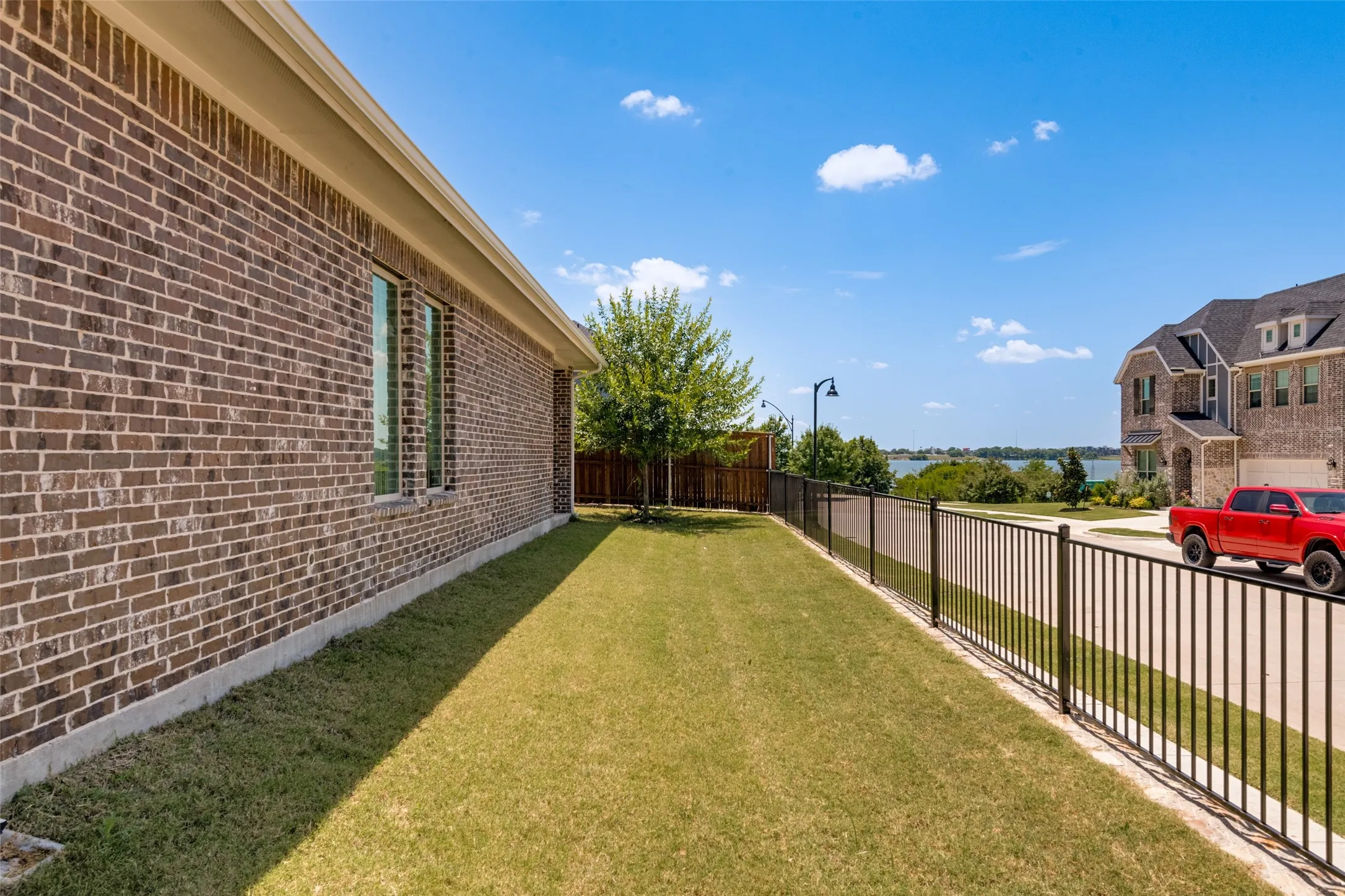 Single Family Residence For Sale in Dallas County , 7104 Manhattan Drive, Rowlett, Texas 75088, 5 Bedroom, 4 Bathroom, 2 Garage spaces, 3,525 Sqft, built in 2025, mls#21319935, Real Estate Agent in Rowlett, Homes For Sale in Dallas county, Homes For Sale in Rowlett, Realtor in Rowlett Texas, Real Estate Brokerage Independent Realty Texas, Luminita Cordes Realtor