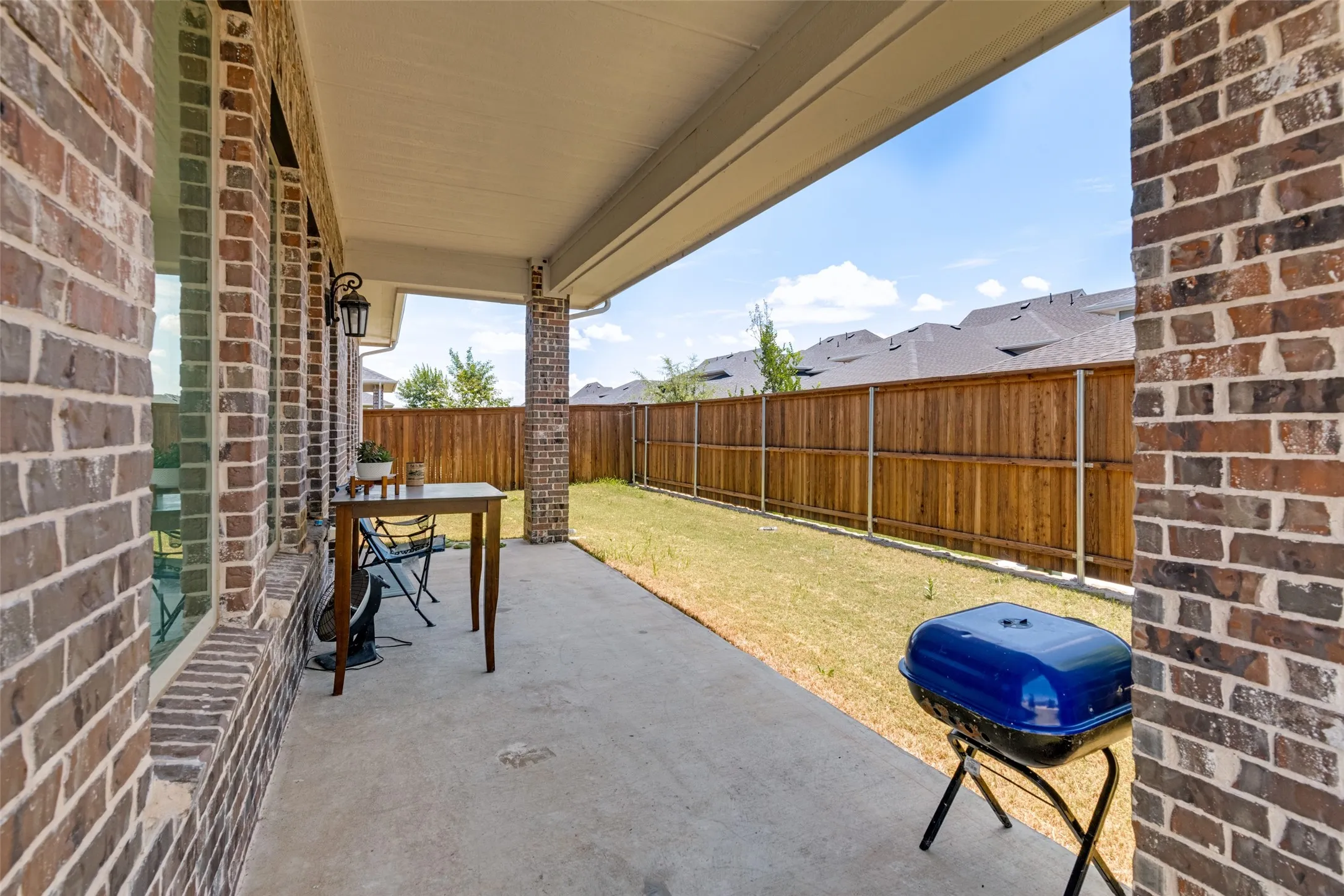 Single Family Residence For Sale in Dallas County , 7104 Manhattan Drive, Rowlett, Texas 75088, 5 Bedroom, 4 Bathroom, 2 Garage spaces, 3,525 Sqft, built in 2025, mls#21319935, Real Estate Agent in Rowlett, Homes For Sale in Dallas county, Homes For Sale in Rowlett, Realtor in Rowlett Texas, Real Estate Brokerage Independent Realty Texas, Luminita Cordes Realtor