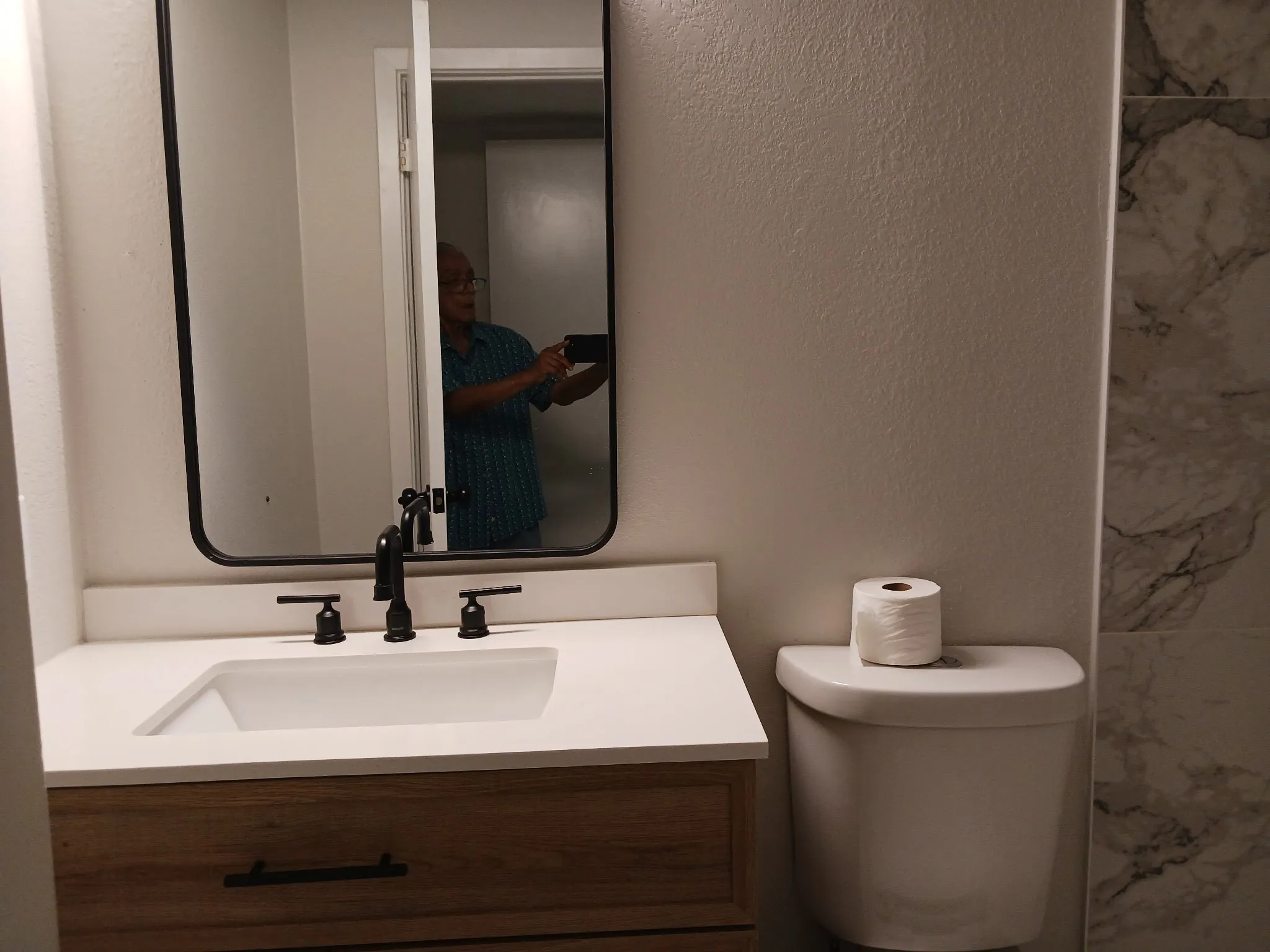 Townhouse For Sale in Dallas County , 1800 Ridgeview Plaza, Mesquite, Texas 75149, 3 Bedroom, 2 Bathroom, Garage spaces, 1,248 Sqft, built in 1975, mls#21321584, Real Estate Agent in Mesquite, Homes For Sale in Dallas county, Homes For Sale in Mesquite, Realtor in Mesquite Texas, Real Estate Brokerage Independent Realty Texas, Luminita Cordes Realtor