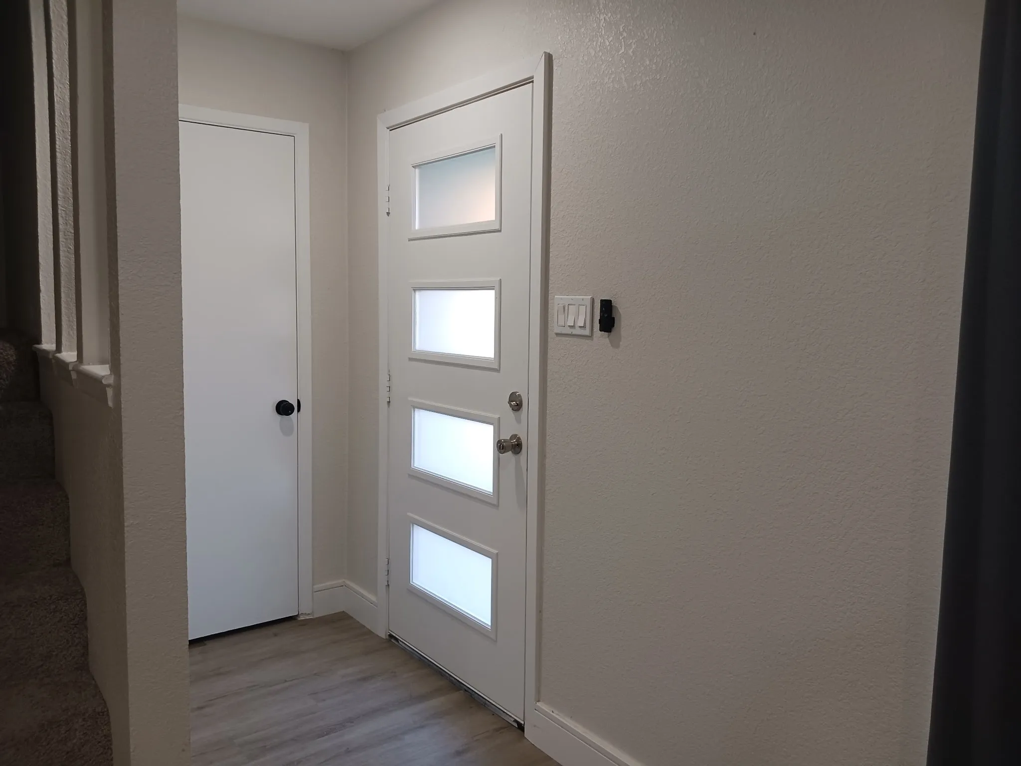 Townhouse For Sale in Dallas County , 1800 Ridgeview Plaza, Mesquite, Texas 75149, 3 Bedroom, 2 Bathroom, Garage spaces, 1,248 Sqft, built in 1975, mls#21321584, Real Estate Agent in Mesquite, Homes For Sale in Dallas county, Homes For Sale in Mesquite, Realtor in Mesquite Texas, Real Estate Brokerage Independent Realty Texas, Luminita Cordes Realtor