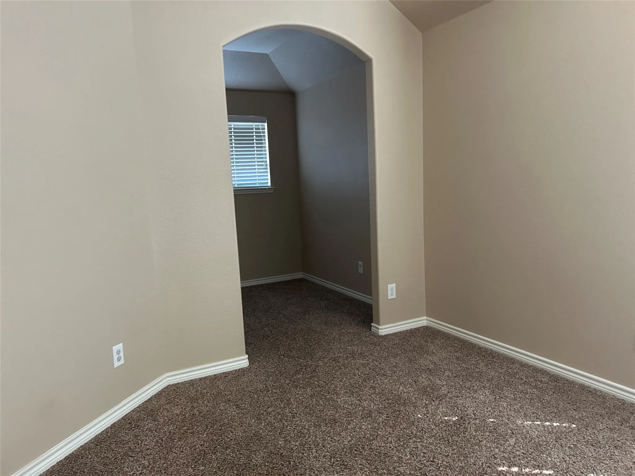 Single Family Residence For Rent in Tarrant County , 12045 Walden Wood Drive, Fort Worth, Texas 76244, 4 Bedrooms, 3 Bathrooms, 2 Garage spaces, 2,226 Sqft, built in 2012, Price $2,395, mls#21321591, Real Estate Agent in Fort Worth, Homes For Rent in Tarrant county, Homes For Rent in Fort Worth, Realtor in Fort Worth Texas, Real Estate Brokerage Independent Realty Texas, Luminita Cordes Realtor