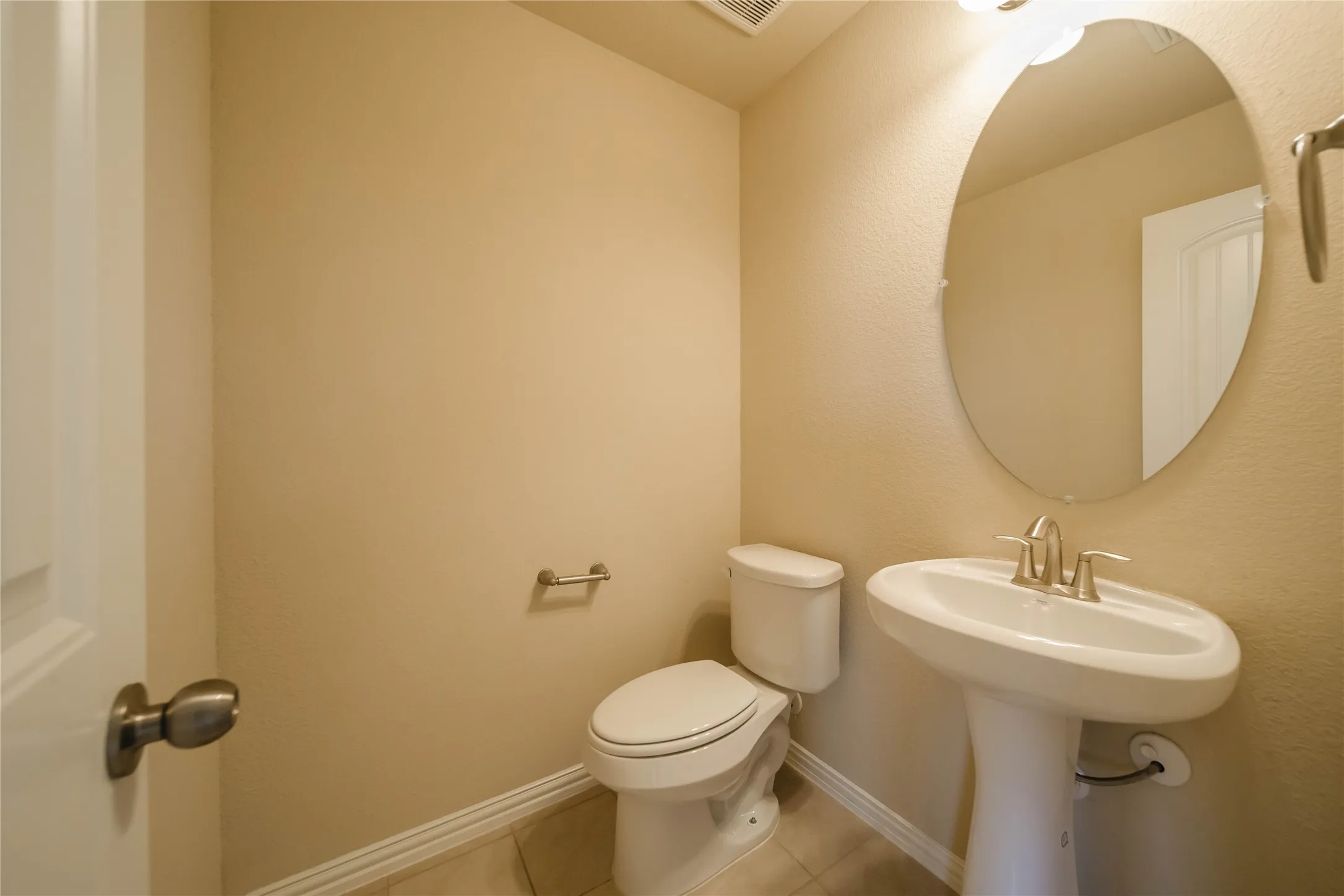 Single Family Residence For Rent in Denton County , 16704 Spence Park Lane, Prosper, Texas 75078, 4 Bedroom, 4 Bathroom, 2 Garage spaces, 2,423 Sqft, built in 2017, mls#21321607, Real Estate Agent in Prosper, Homes For Rent in Denton county, Homes For Rent in Prosper, Realtor in Prosper Texas, Real Estate Brokerage Independent Realty Texas, Luminita Cordes Realtor