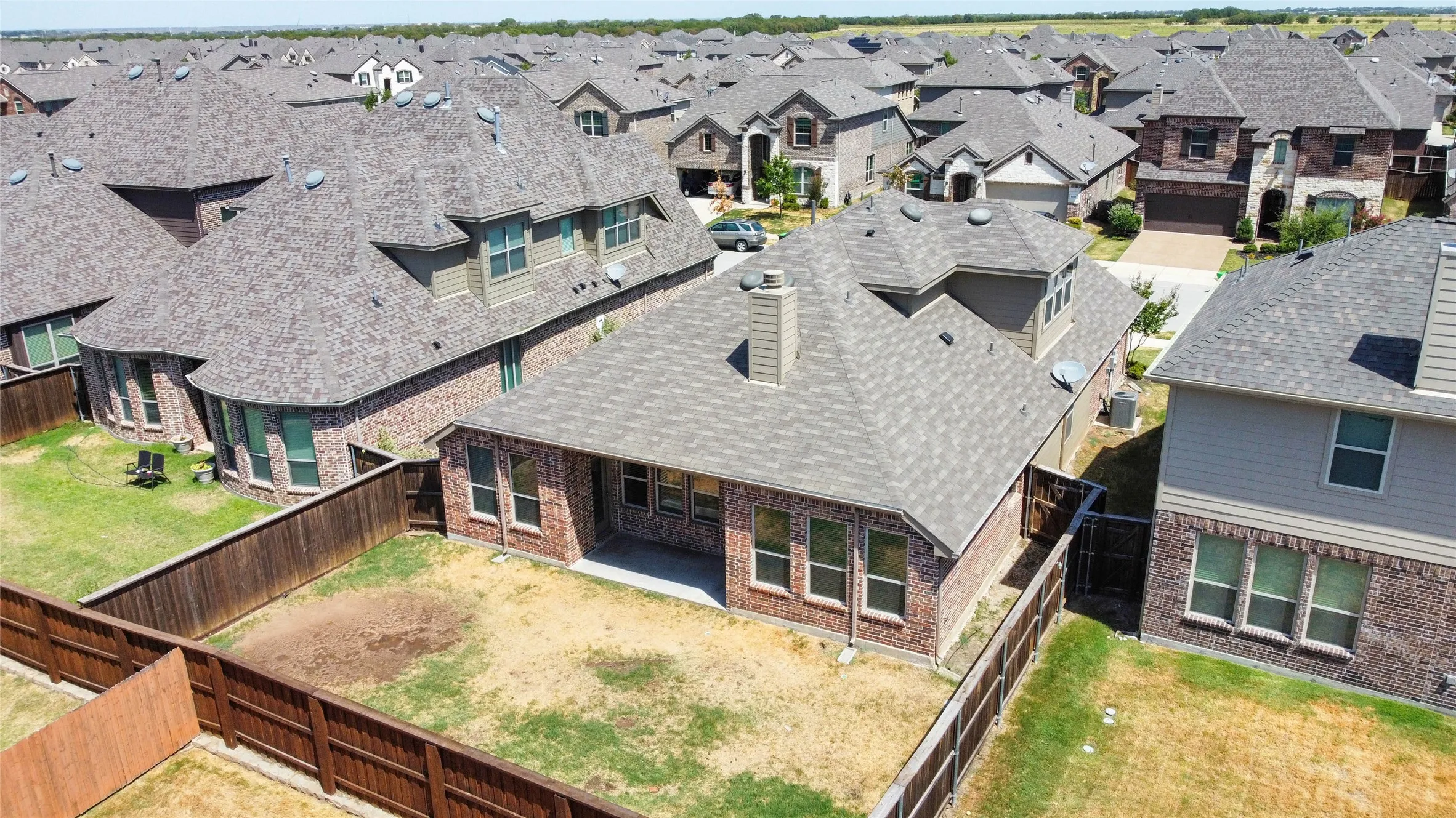 Single Family Residence For Rent in Denton County , 16704 Spence Park Lane, Prosper, Texas 75078, 4 Bedroom, 4 Bathroom, 2 Garage spaces, 2,423 Sqft, built in 2017, mls#21321607, Real Estate Agent in Prosper, Homes For Rent in Denton county, Homes For Rent in Prosper, Realtor in Prosper Texas, Real Estate Brokerage Independent Realty Texas, Luminita Cordes Realtor