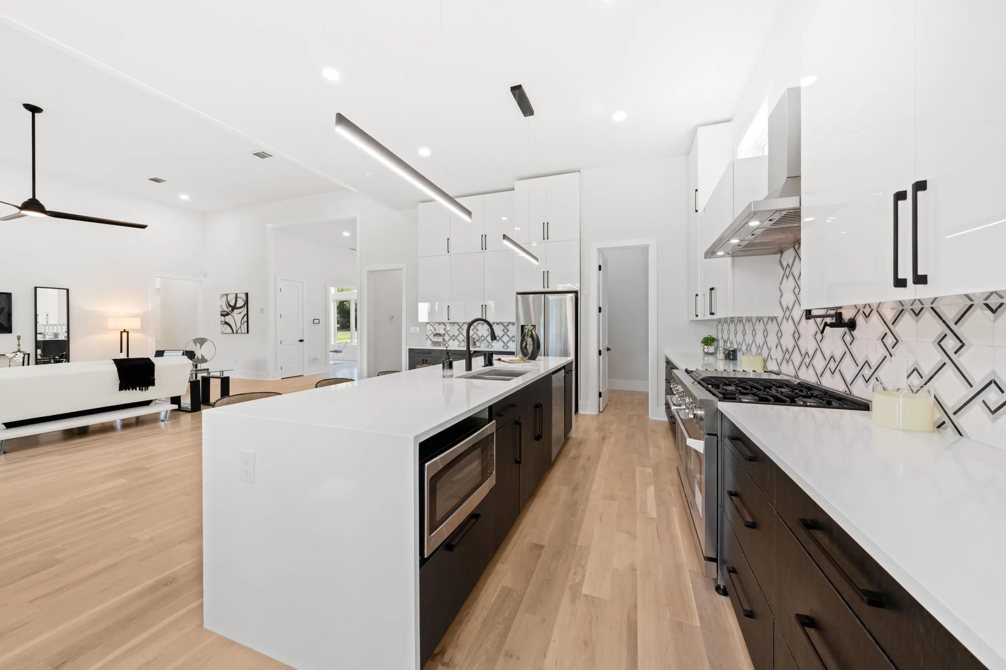 Single Family Residence For Sale in Dallas County , 3115 GIBBS WILLIAMS Road, Dallas, Texas 75233, 3 Bedrooms, 4 Bathrooms, 2 Garage spaces, 3,210 Sqft, built in 2025, Price $849,000, mls#21319791, Real Estate Agent in Dallas, Homes For Sale in Dallas county, Homes For Sale in Dallas, Realtor in Dallas Texas, Real Estate Brokerage Independent Realty Texas, Luminita Cordes Realtor
