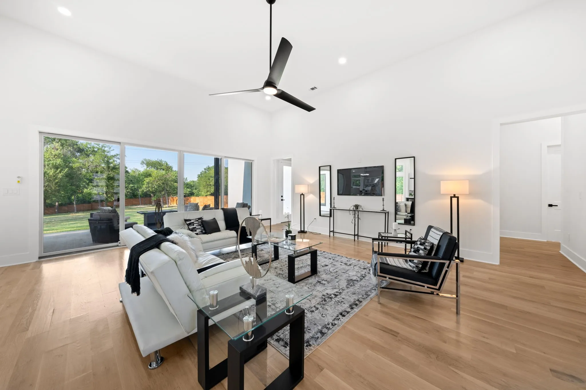 Single Family Residence For Sale in Dallas County , 3115 GIBBS WILLIAMS Road, Dallas, Texas 75233, 3 Bedrooms, 4 Bathrooms, 2 Garage spaces, 3,210 Sqft, built in 2025, Price $849,000, mls#21319791, Real Estate Agent in Dallas, Homes For Sale in Dallas county, Homes For Sale in Dallas, Realtor in Dallas Texas, Real Estate Brokerage Independent Realty Texas, Luminita Cordes Realtor
