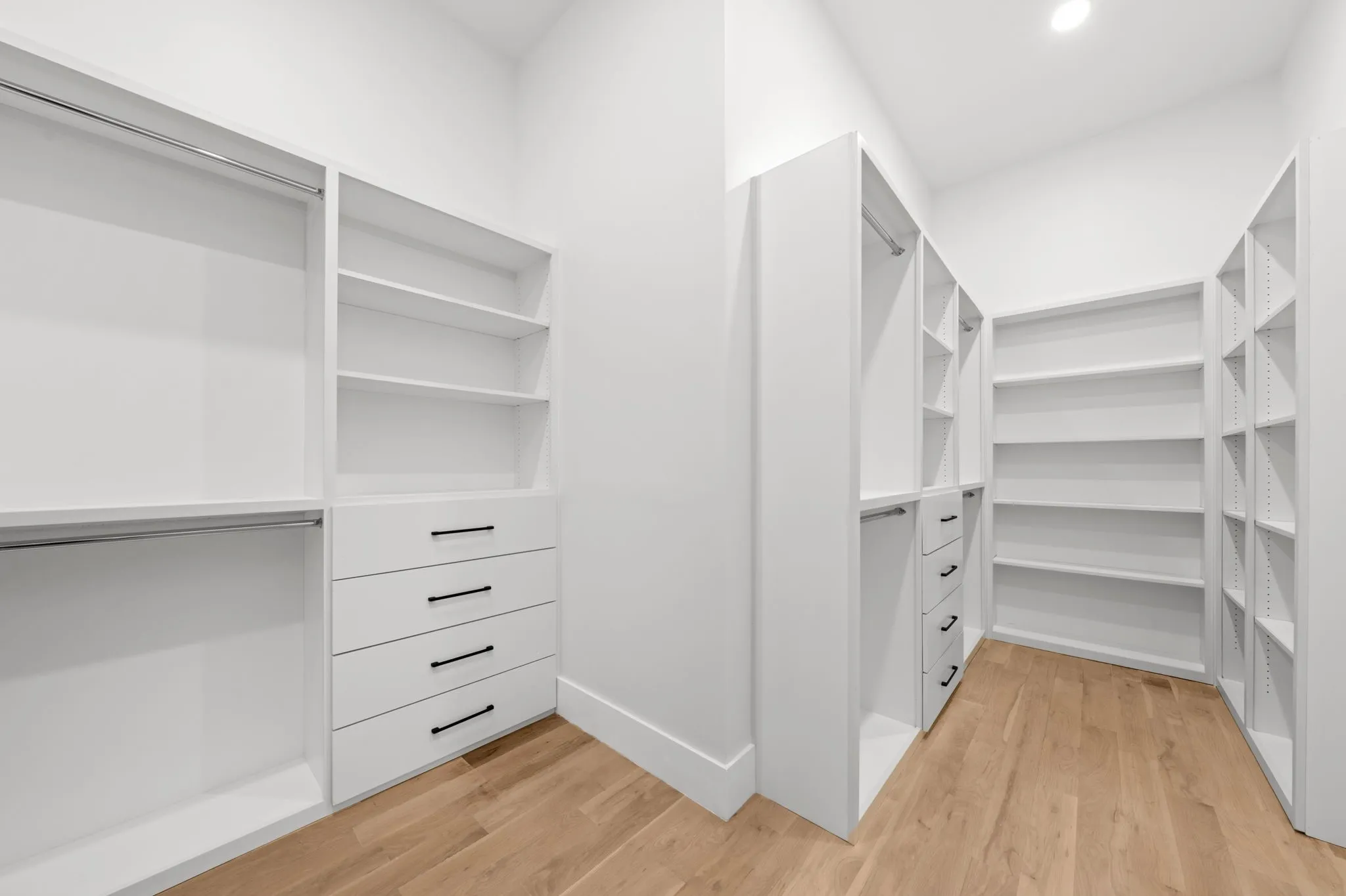 Single Family Residence For Sale in Dallas County , 3115 GIBBS WILLIAMS Road, Dallas, Texas 75233, 3 Bedrooms, 4 Bathrooms, 2 Garage spaces, 3,210 Sqft, built in 2025, Price $849,000, mls#21319791, Real Estate Agent in Dallas, Homes For Sale in Dallas county, Homes For Sale in Dallas, Realtor in Dallas Texas, Real Estate Brokerage Independent Realty Texas, Luminita Cordes Realtor