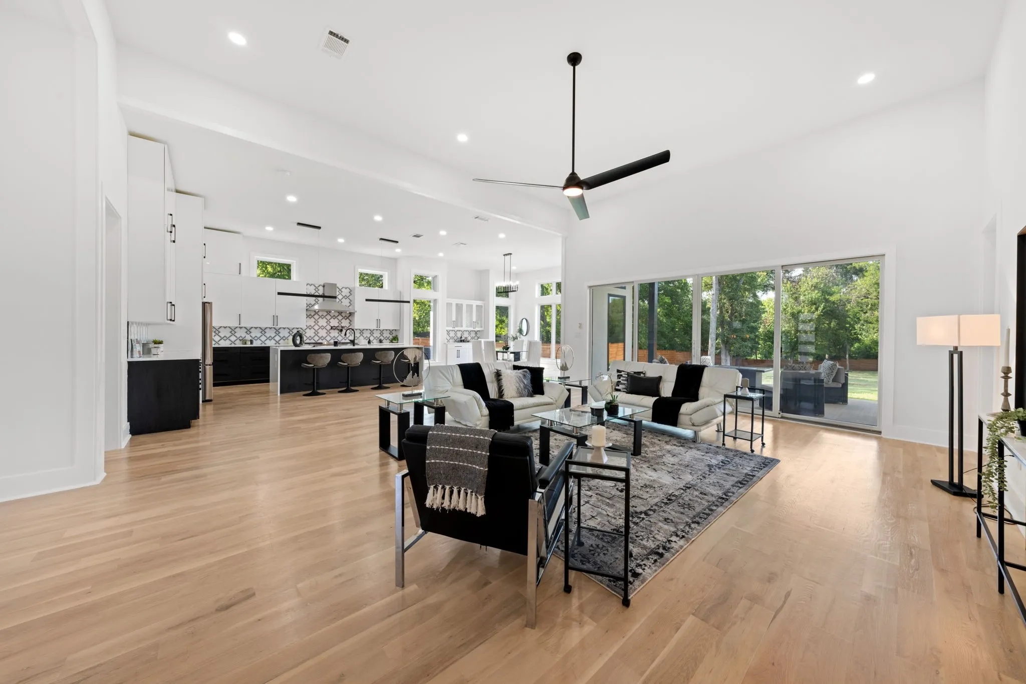 Single Family Residence For Sale in Dallas County , 3115 GIBBS WILLIAMS Road, Dallas, Texas 75233, 3 Bedrooms, 4 Bathrooms, 2 Garage spaces, 3,210 Sqft, built in 2025, Price $849,000, mls#21319791, Real Estate Agent in Dallas, Homes For Sale in Dallas county, Homes For Sale in Dallas, Realtor in Dallas Texas, Real Estate Brokerage Independent Realty Texas, Luminita Cordes Realtor