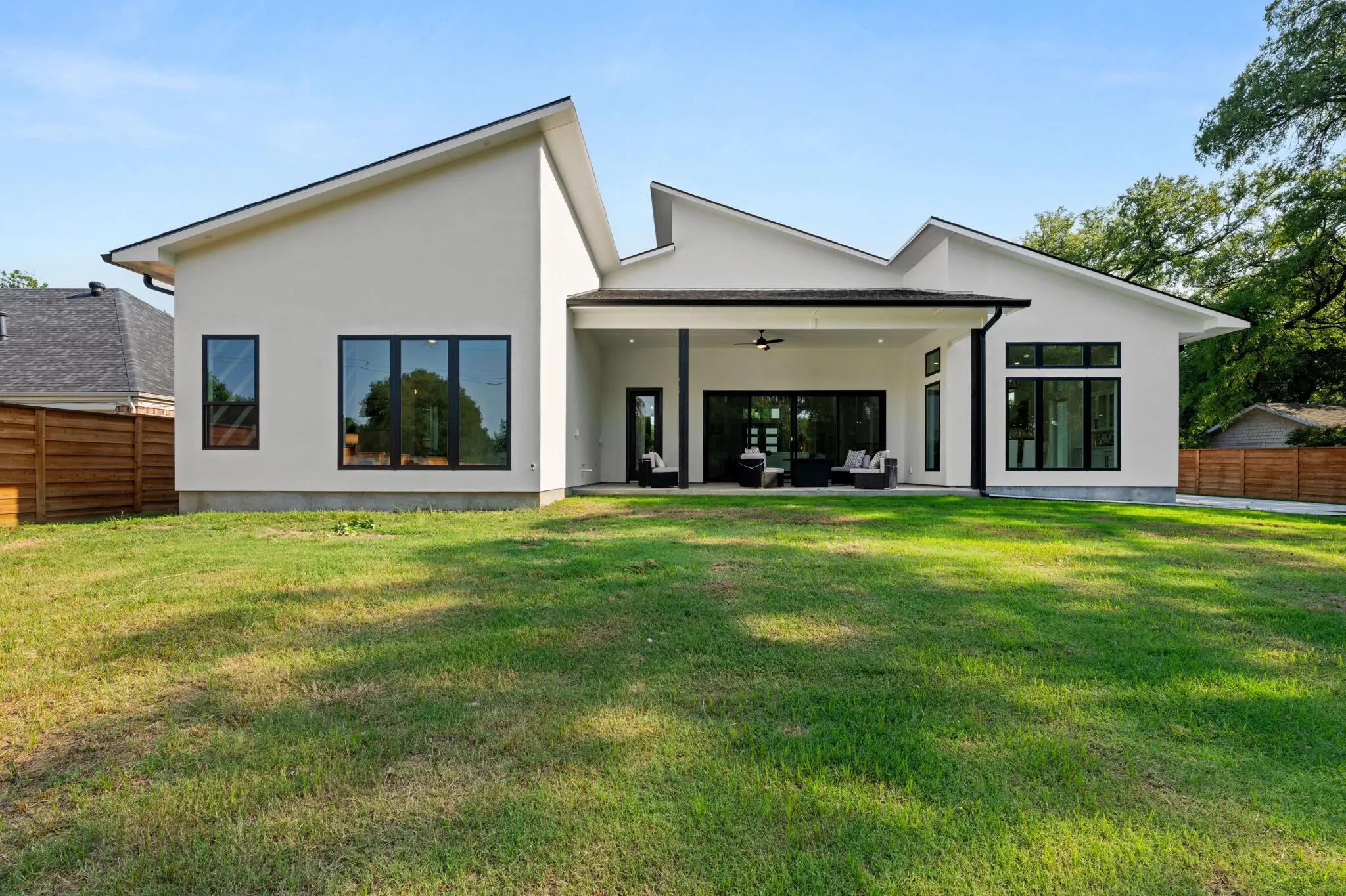 Single Family Residence For Sale in Dallas County , 3115 GIBBS WILLIAMS Road, Dallas, Texas 75233, 3 Bedrooms, 4 Bathrooms, 2 Garage spaces, 3,210 Sqft, built in 2025, Price $849,000, mls#21319791, Real Estate Agent in Dallas, Homes For Sale in Dallas county, Homes For Sale in Dallas, Realtor in Dallas Texas, Real Estate Brokerage Independent Realty Texas, Luminita Cordes Realtor